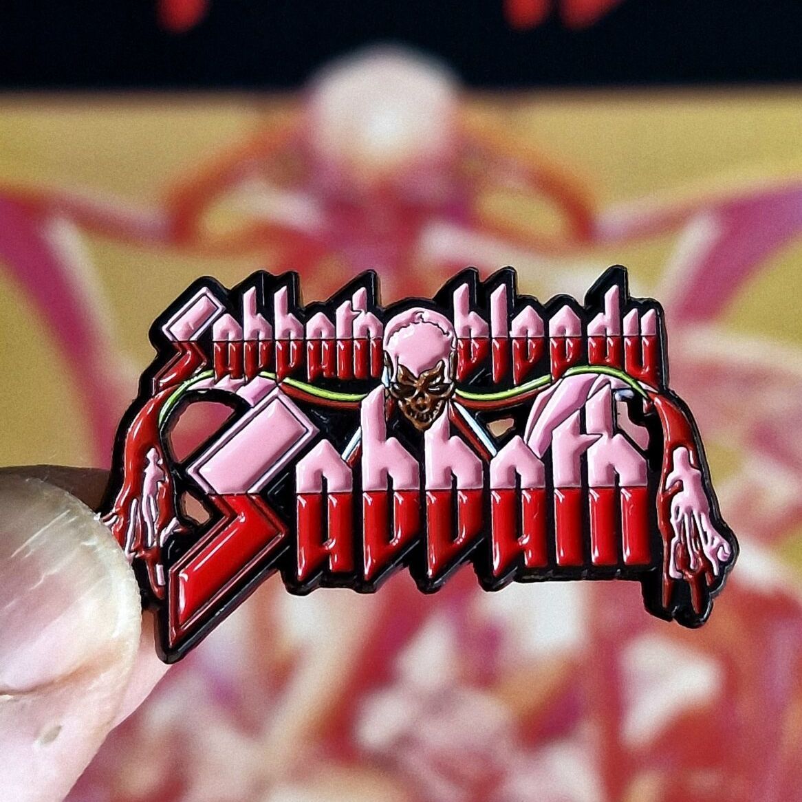 black-sabbath-bloody-sabbath-pin-s-mail-40mm image 1