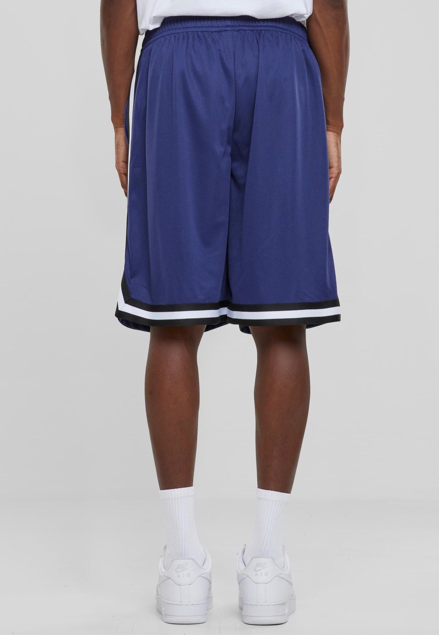 urban-classics-stripes-mesh-short-bleu-m image 3