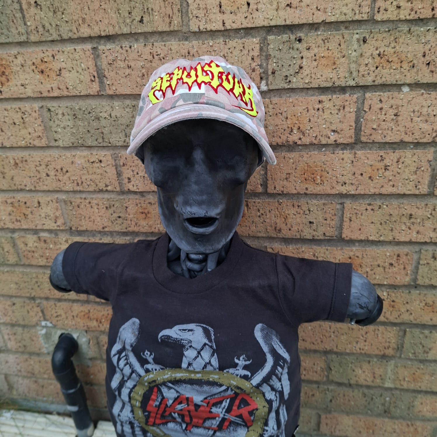 sepultura-old-logo-casquette-dad-cap-pink-camo-phosphorescent image 4