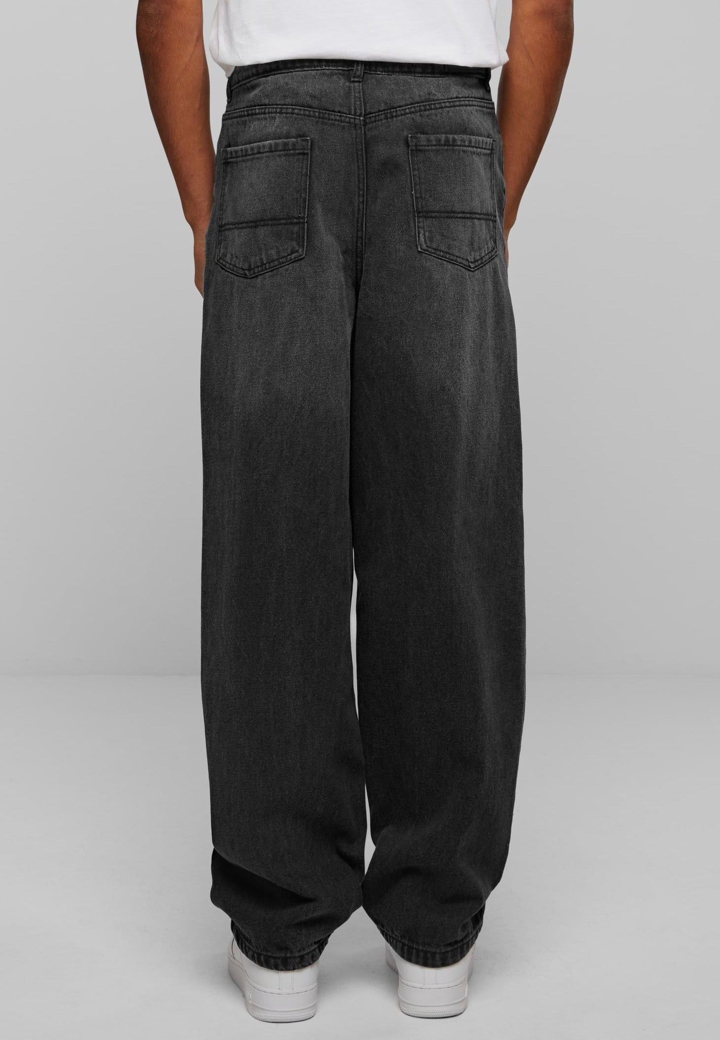 urban-classics-heavy-ounce-baggy-fit-jean-baggy-black-washed image 2