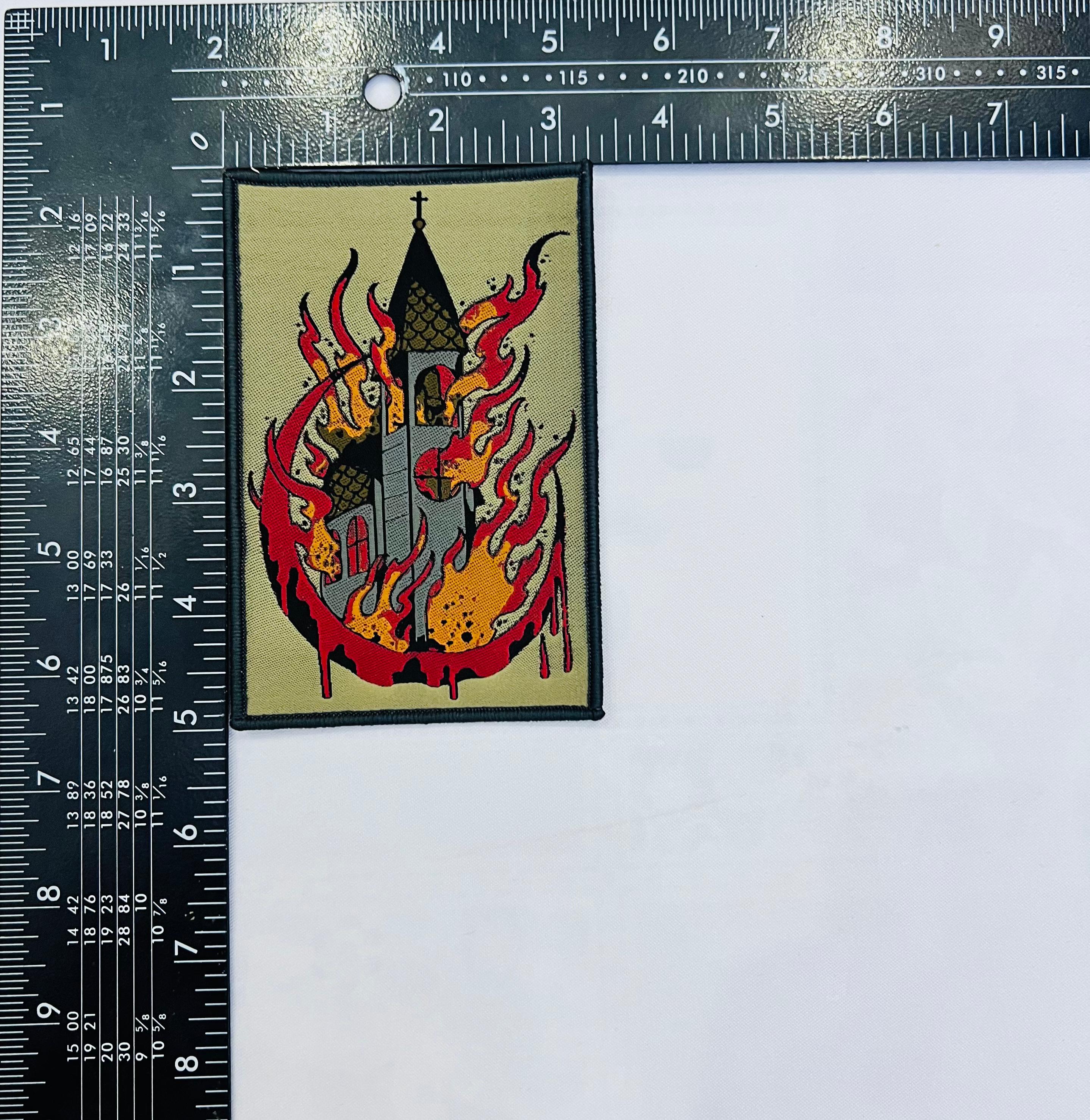 burn-your-local-church-patch-tiss-bordure-noire image 3