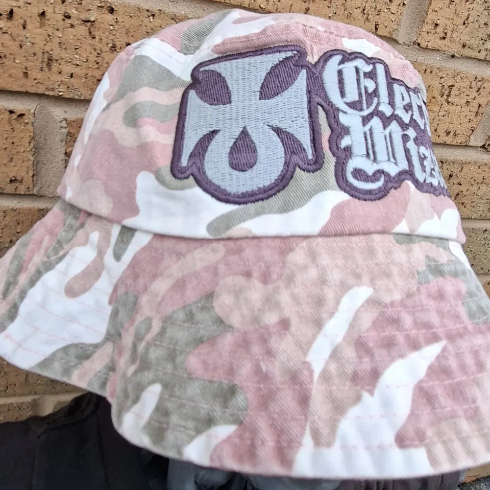 electric-wizard-logo-bob-bucket-hat-camo-rose-phosphorescent image 1