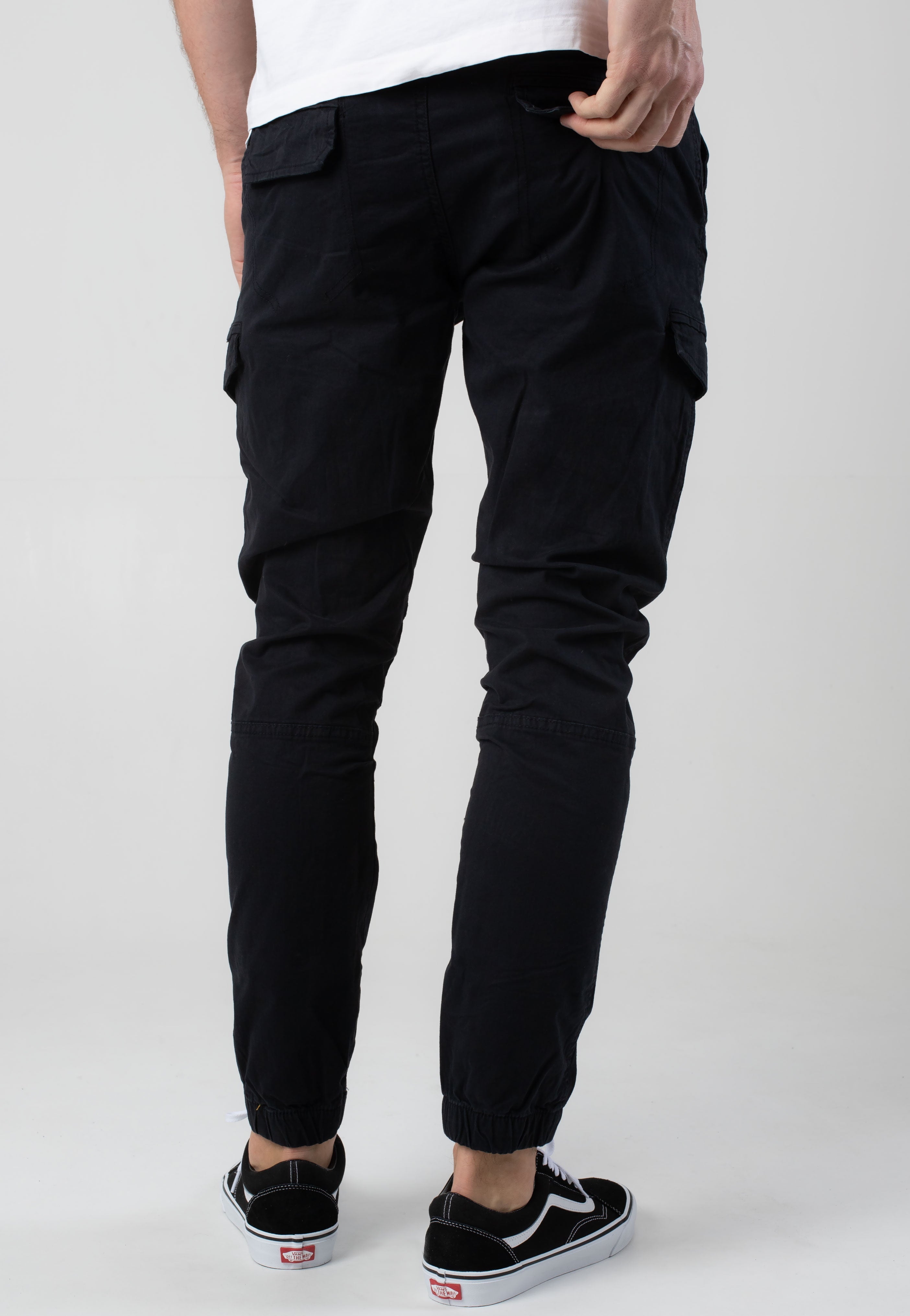 indicode-levino-black-pantalon-cargo-noir-coton-homme image 2