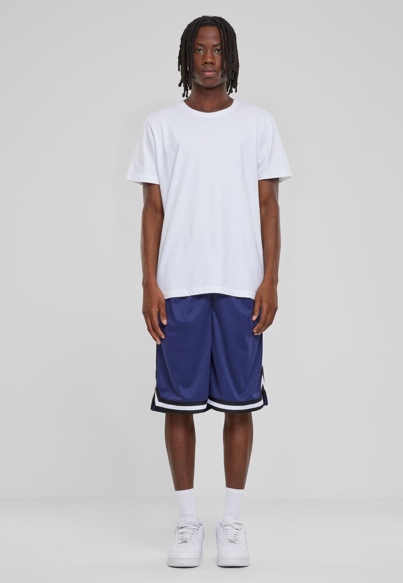 urban-classics-stripes-mesh-short-bleu-m image 5
