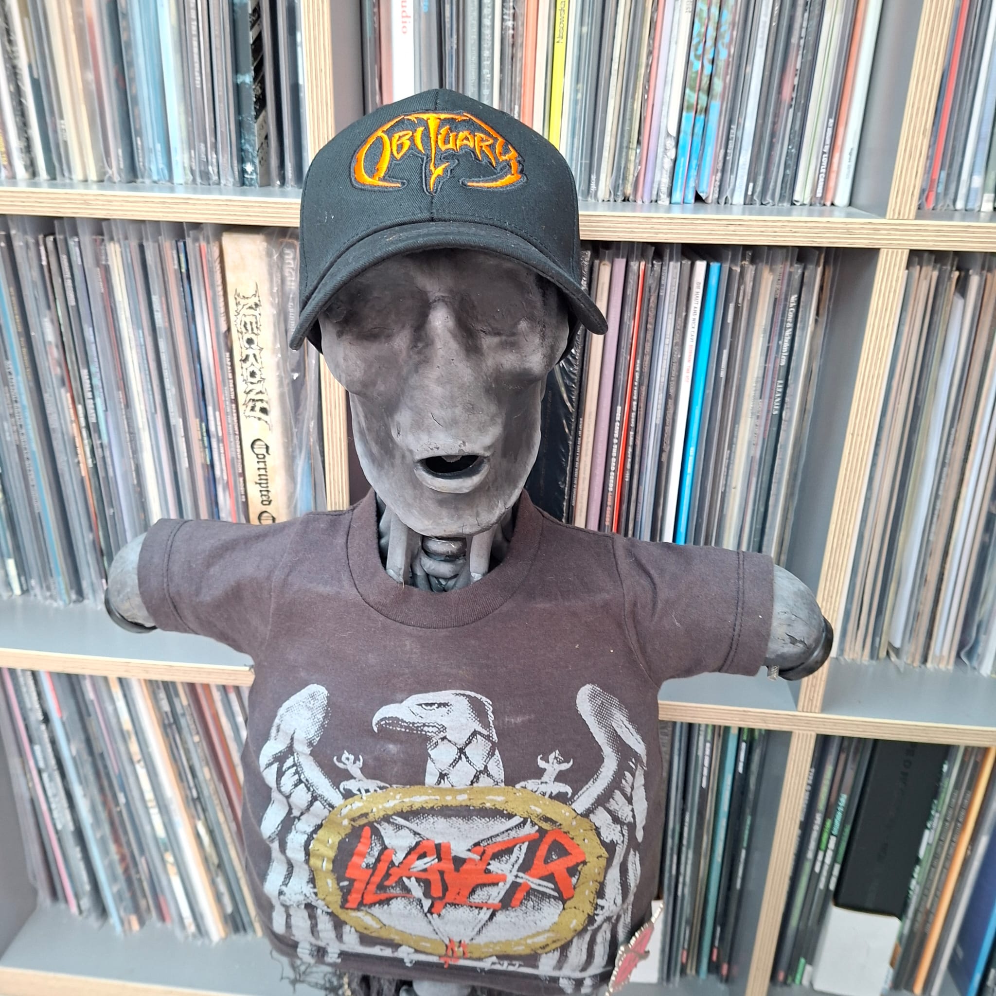obituary-logo-casquette-trucker-orange-et-noir image 4
