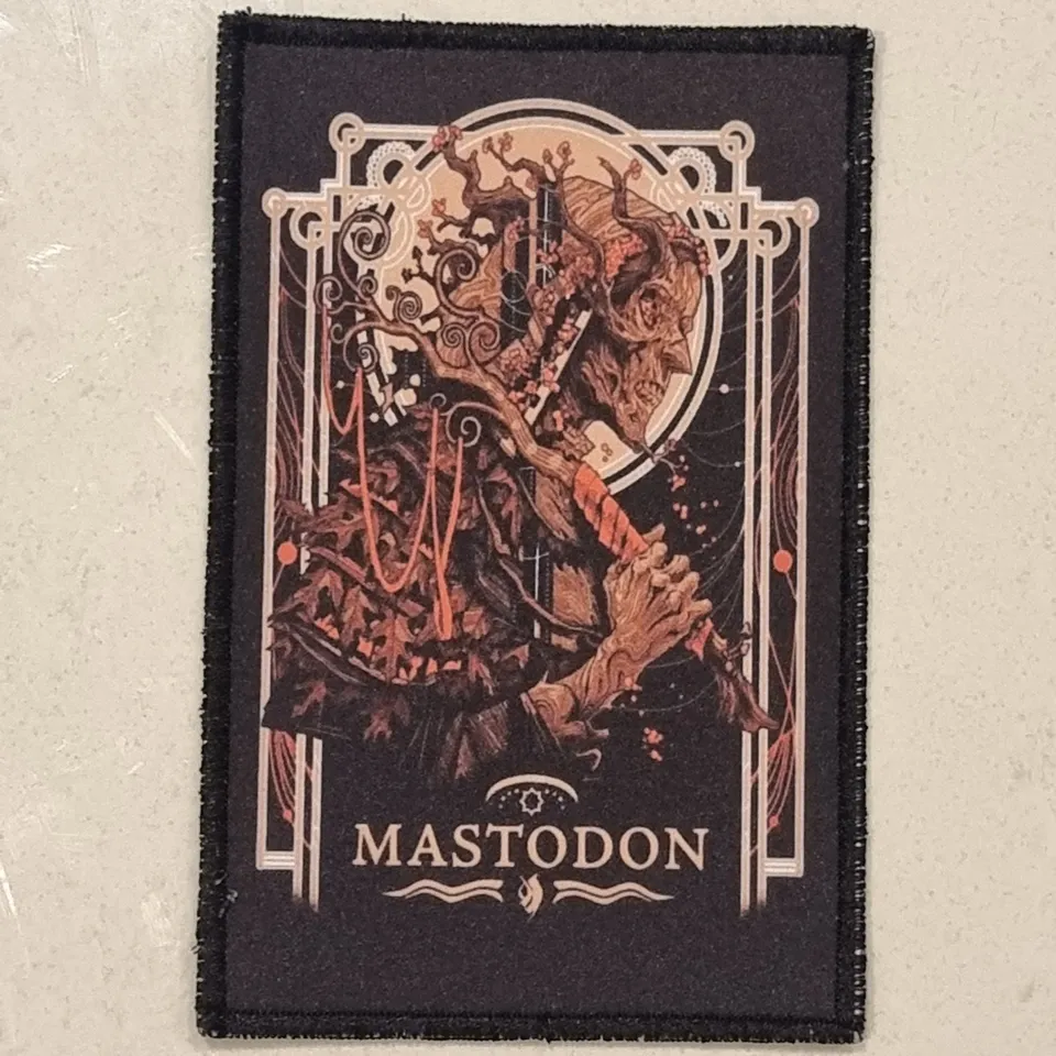 mastodon-lady-lazarus-cusson-petit-coudre image 1