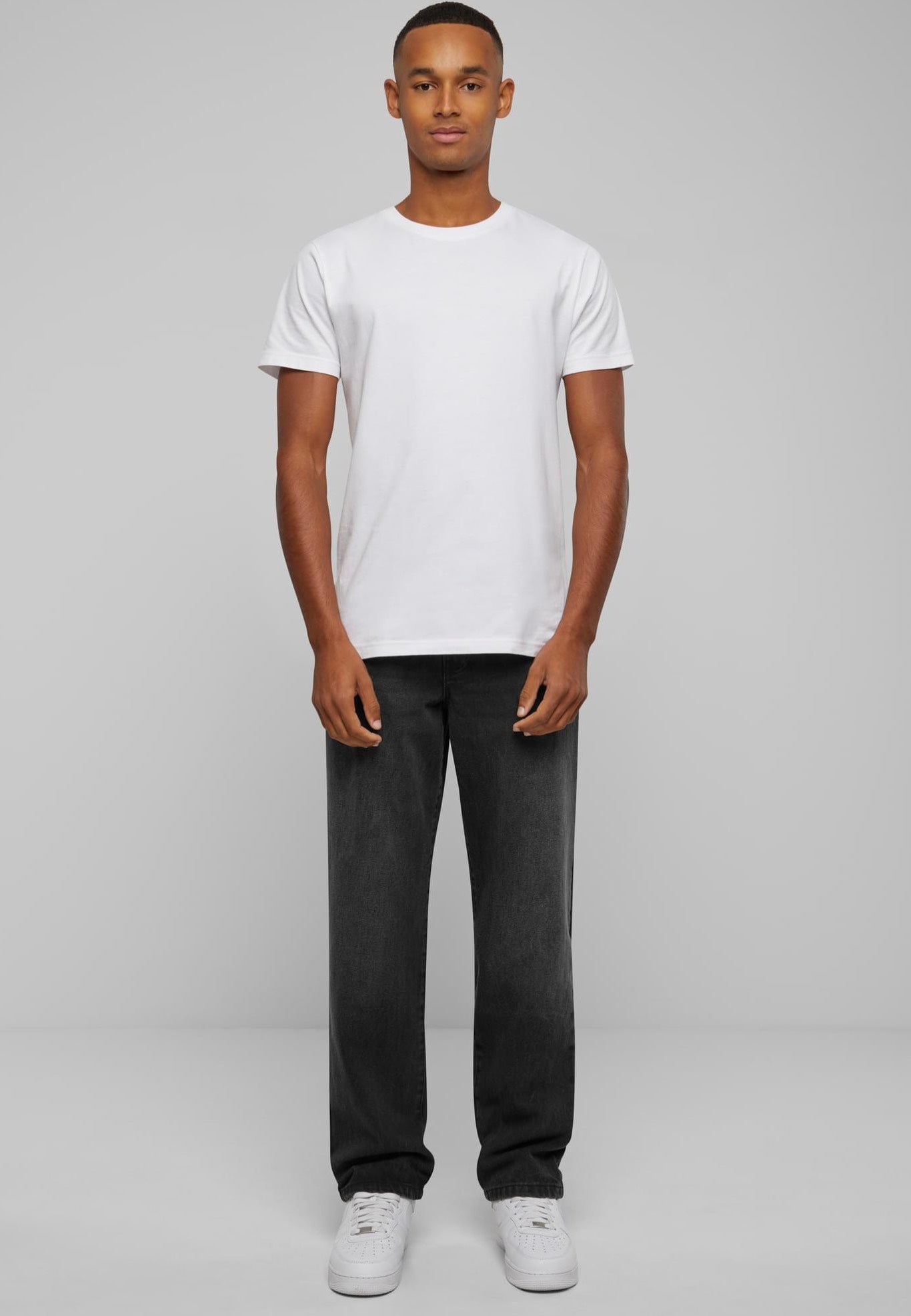 urban-classics-heavy-ounce-straight-fit-jean-black-washed-w32 image 5