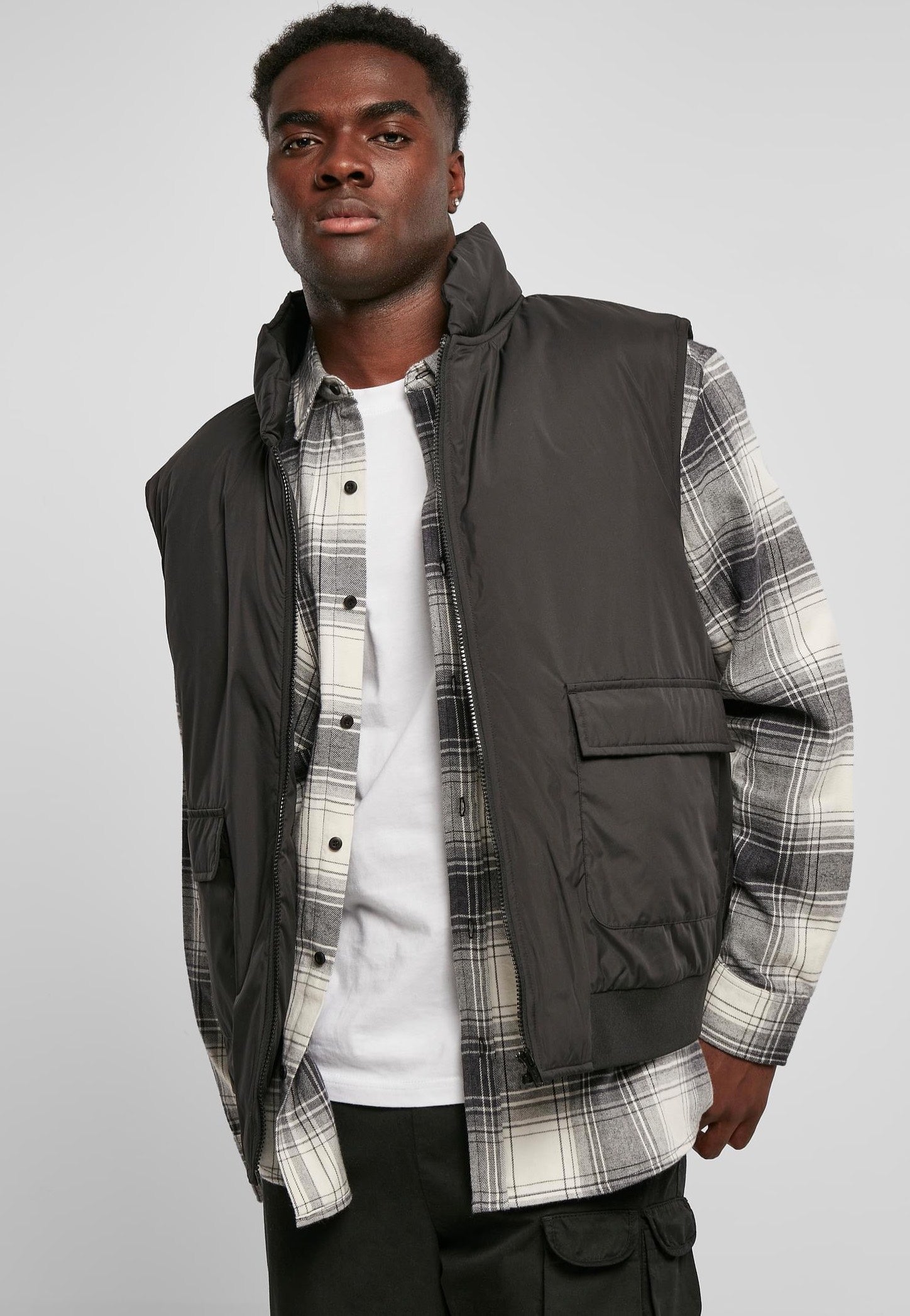 urban-classics-clean-puffer-gilet-noir-streetwear image 1