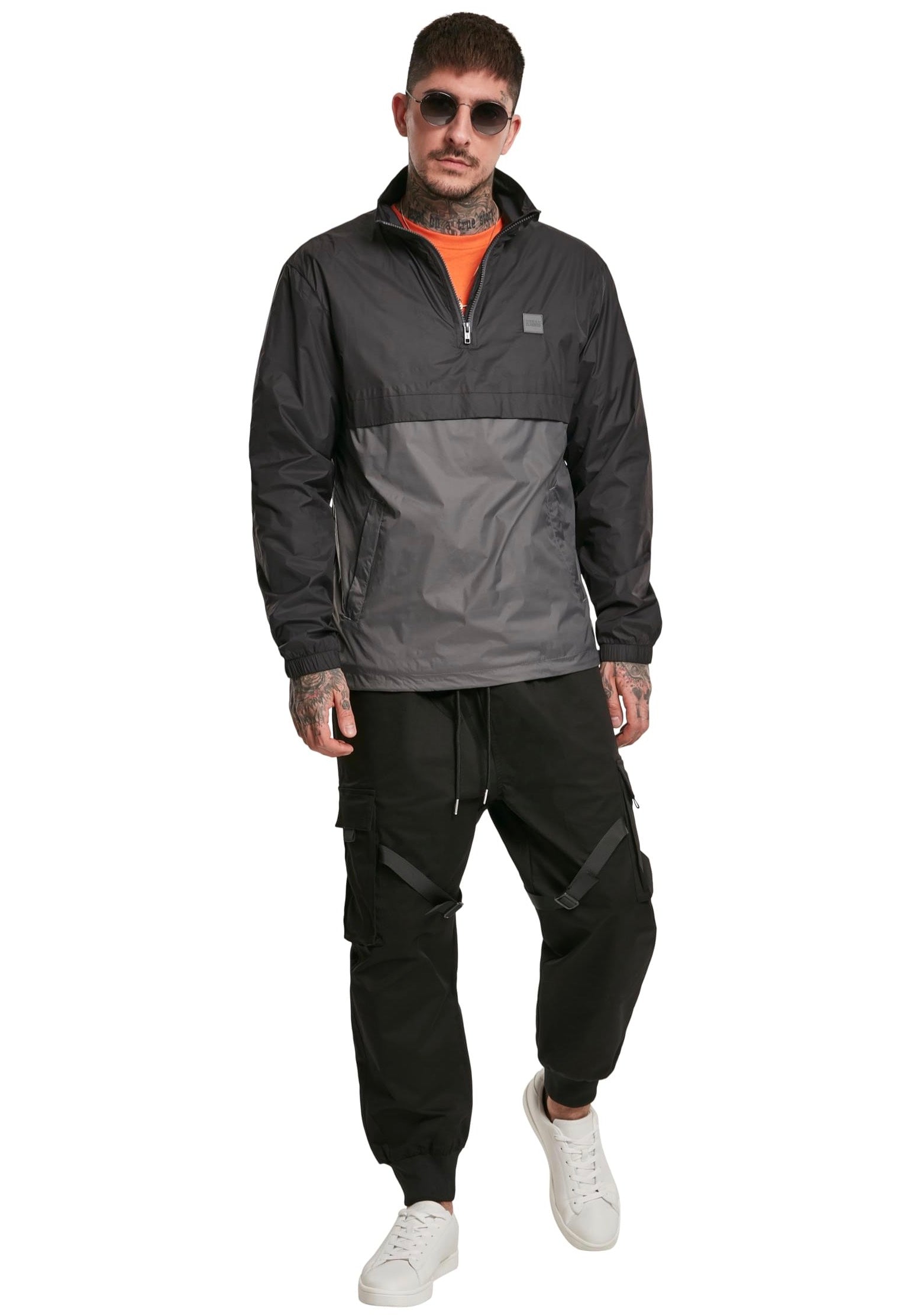 urban-classics-stand-up-collar-pull-over-coupe-vent-noir image 1