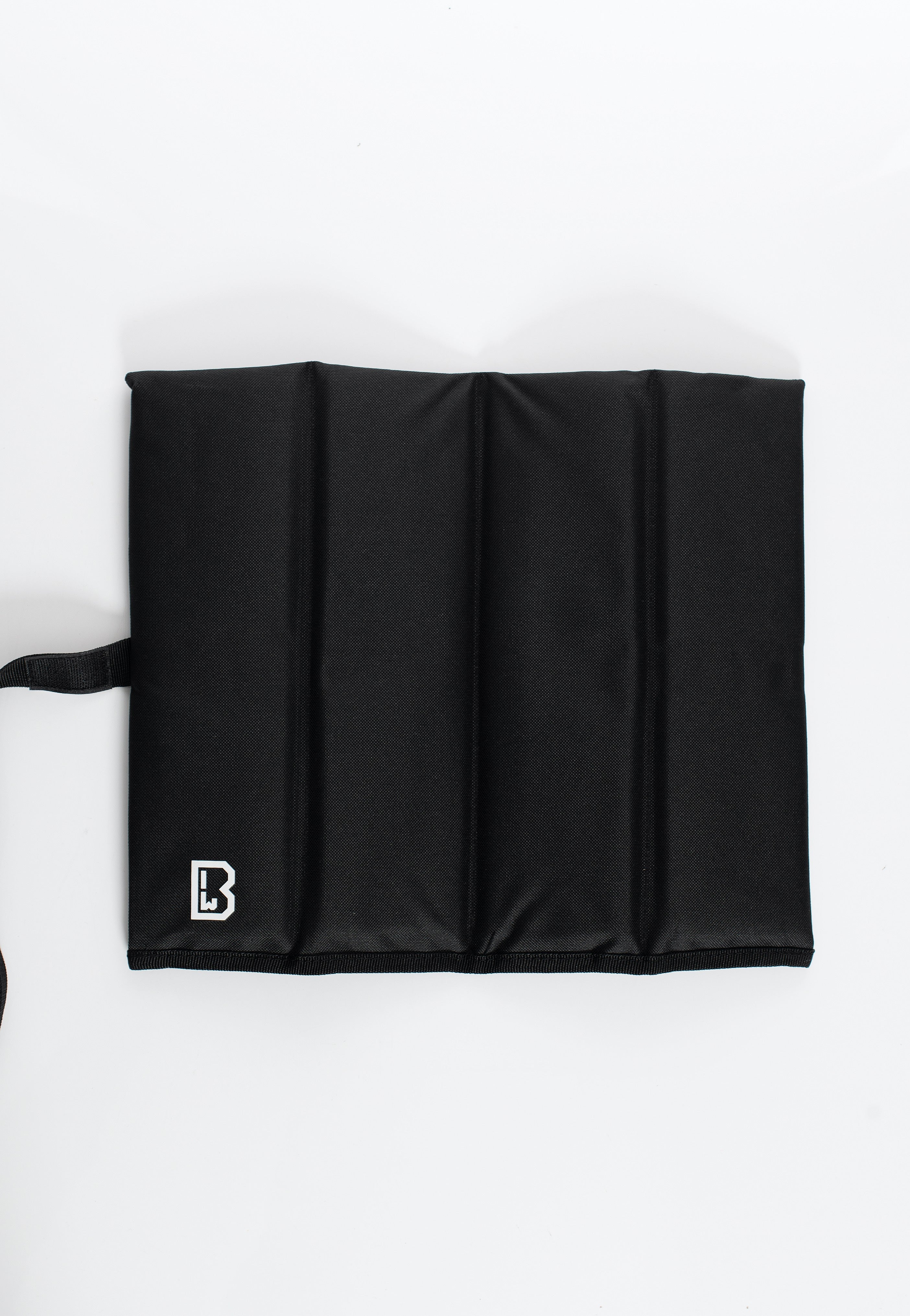 brandit-folded-black-tapis-assis-noir-pliable image 1