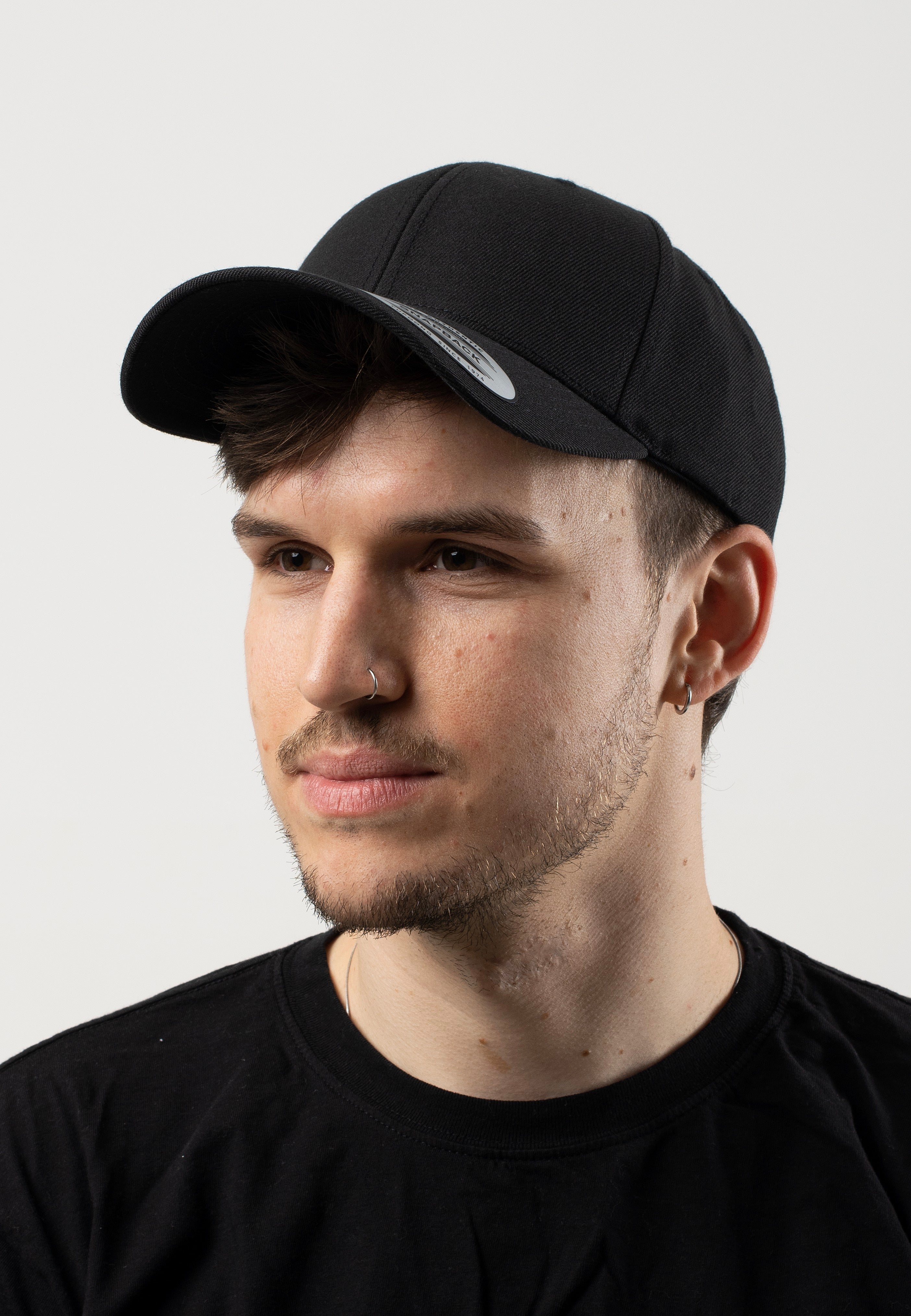 urban-classics-premium-curved-visor-casquette-noire image 6