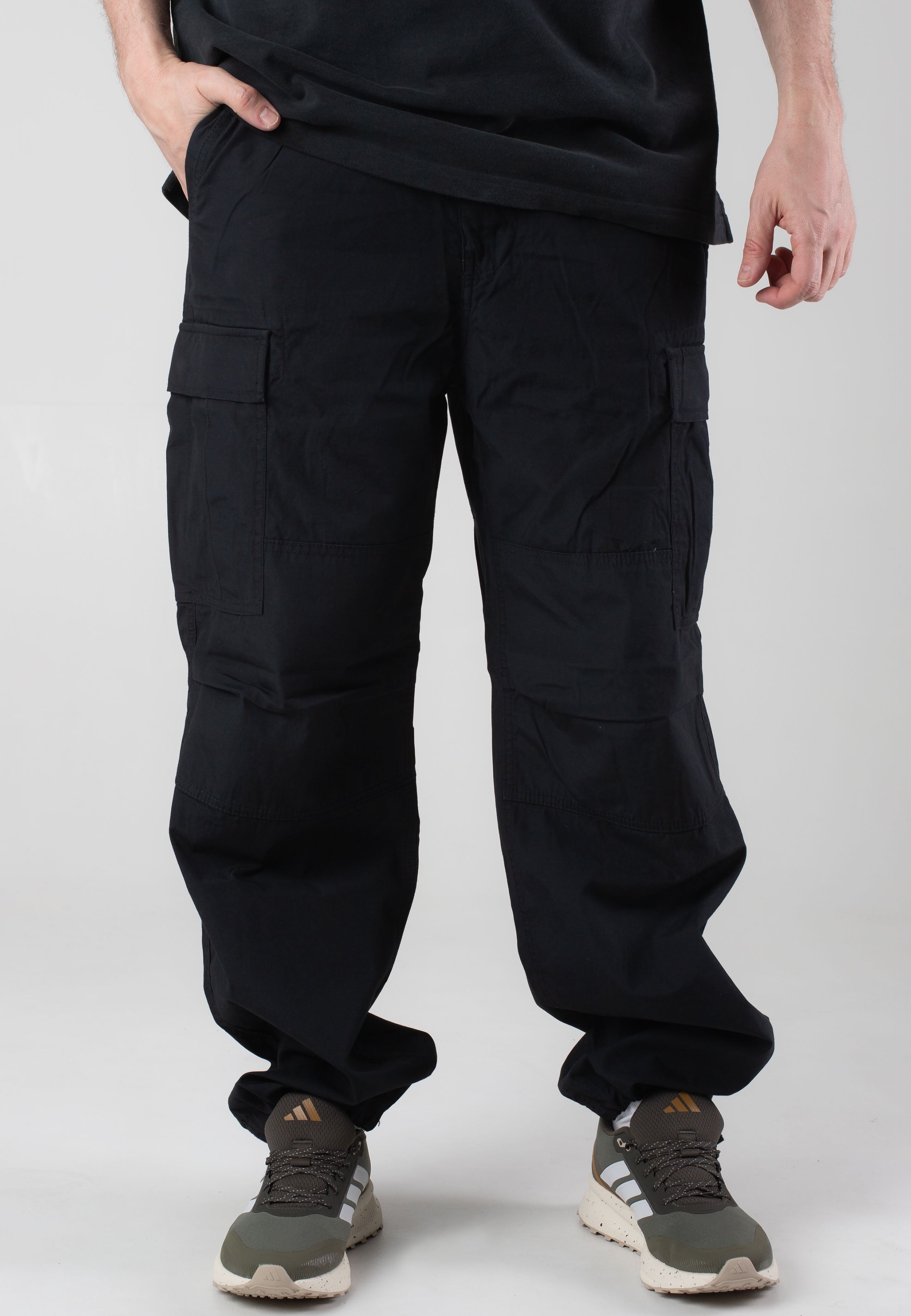 vintage-industries-bruce-pantalon-cargo-noir-homme image 1