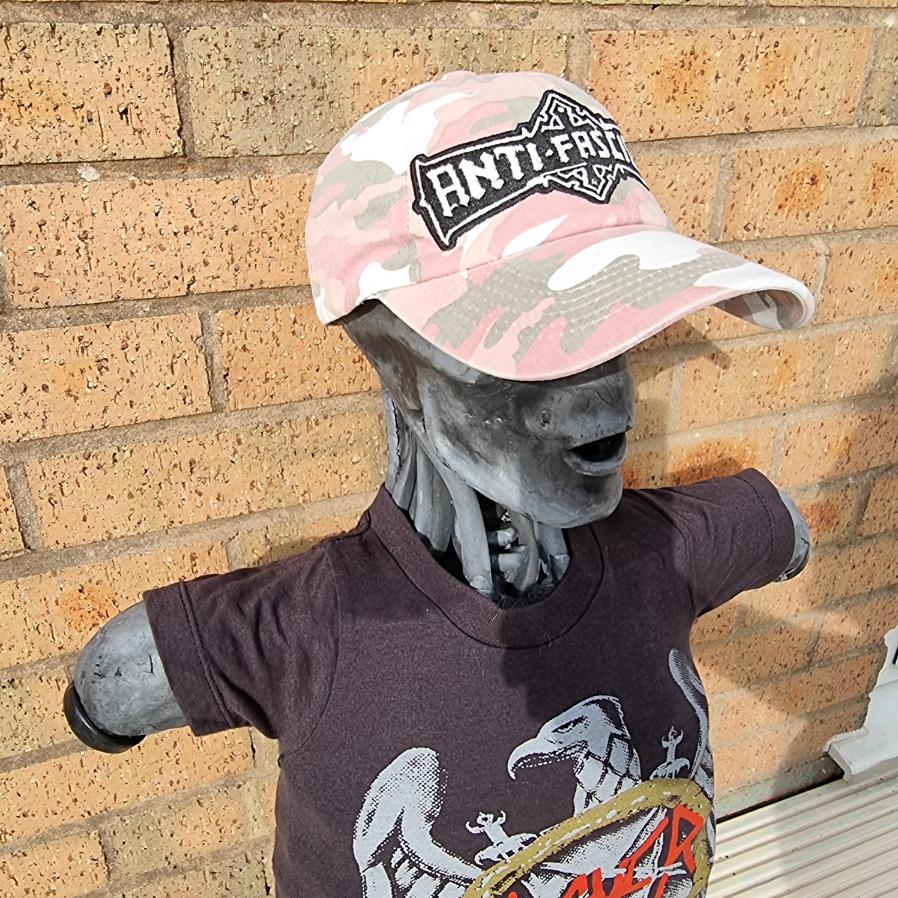 bolt-thrower-anti-fascist-casquette-dad-cap-camo-rose-glow-in-the-dark image 2