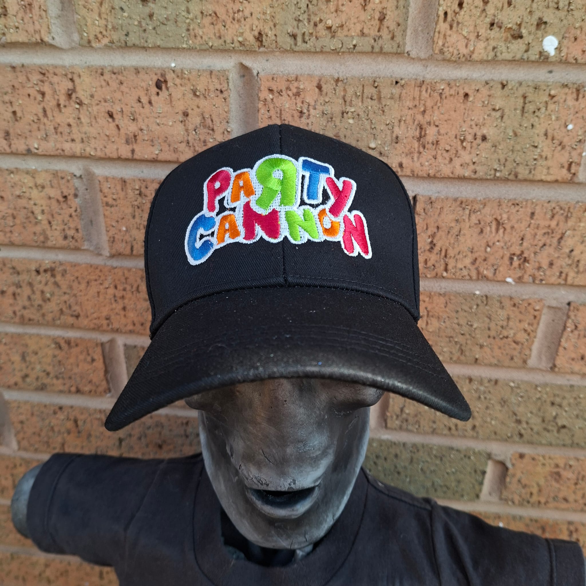 party-cannon-glow-in-the-dark-casquette-baseball-brod-e image 3