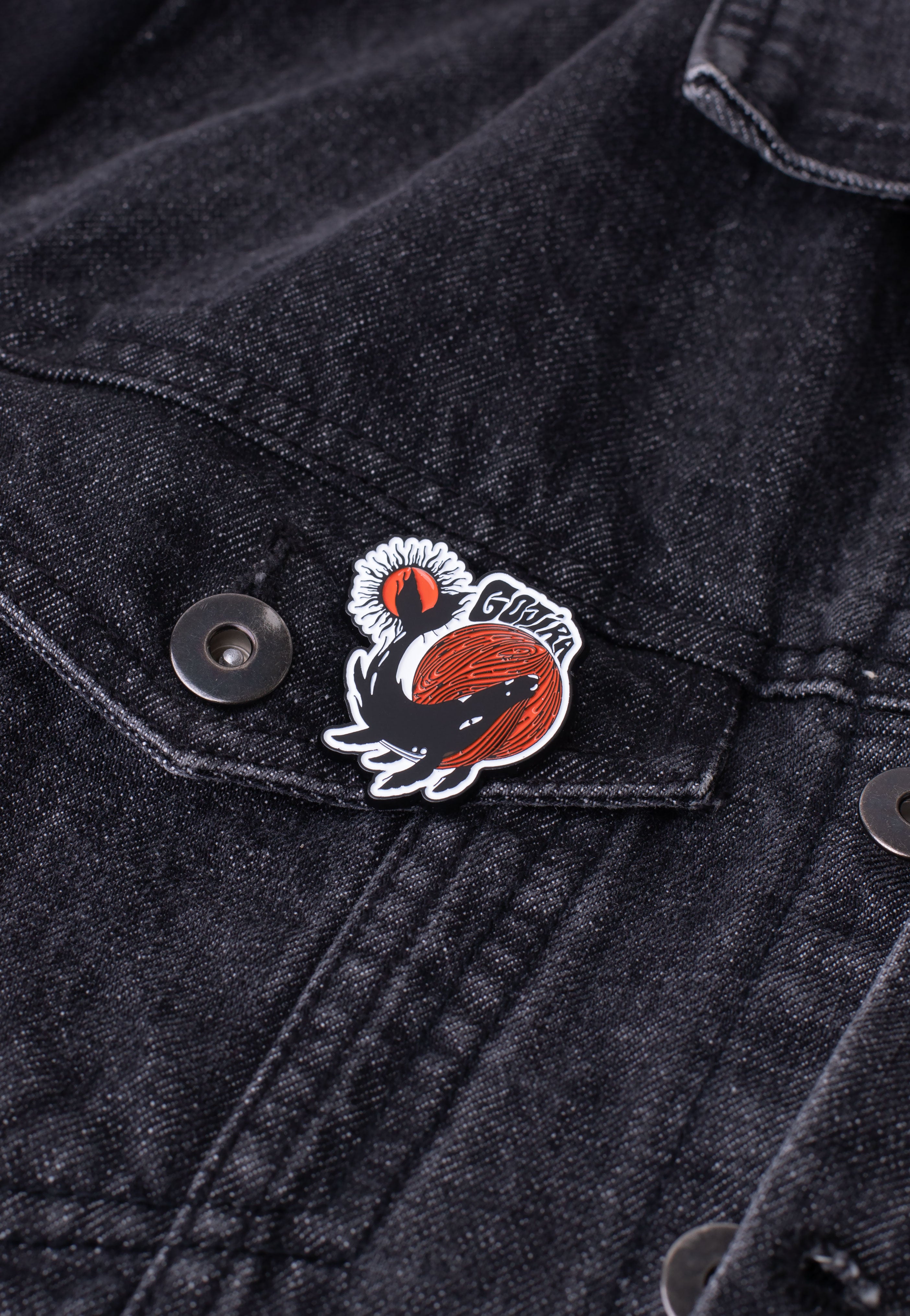 gojira-whale-pin-s-mail-multicolore image 2