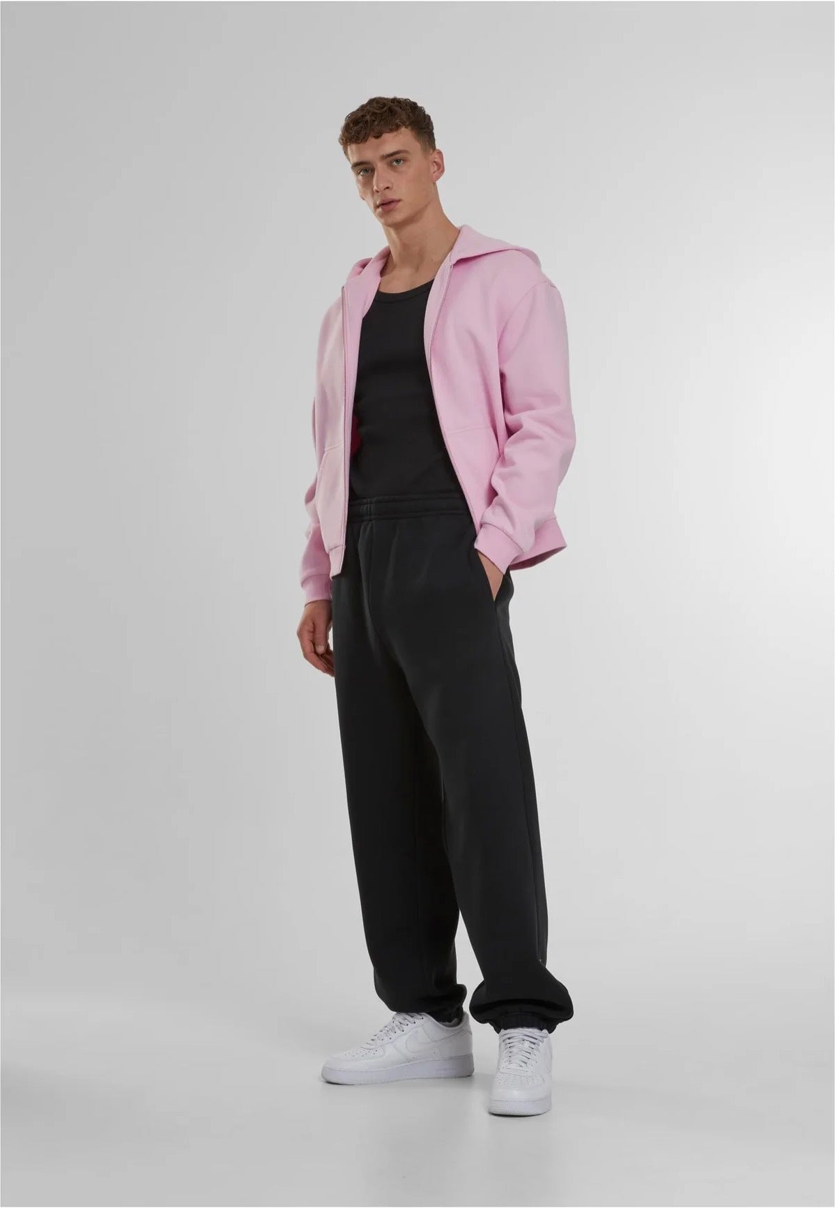 urban-classics-fluffy-black-pantalon-jogging-noir image 2
