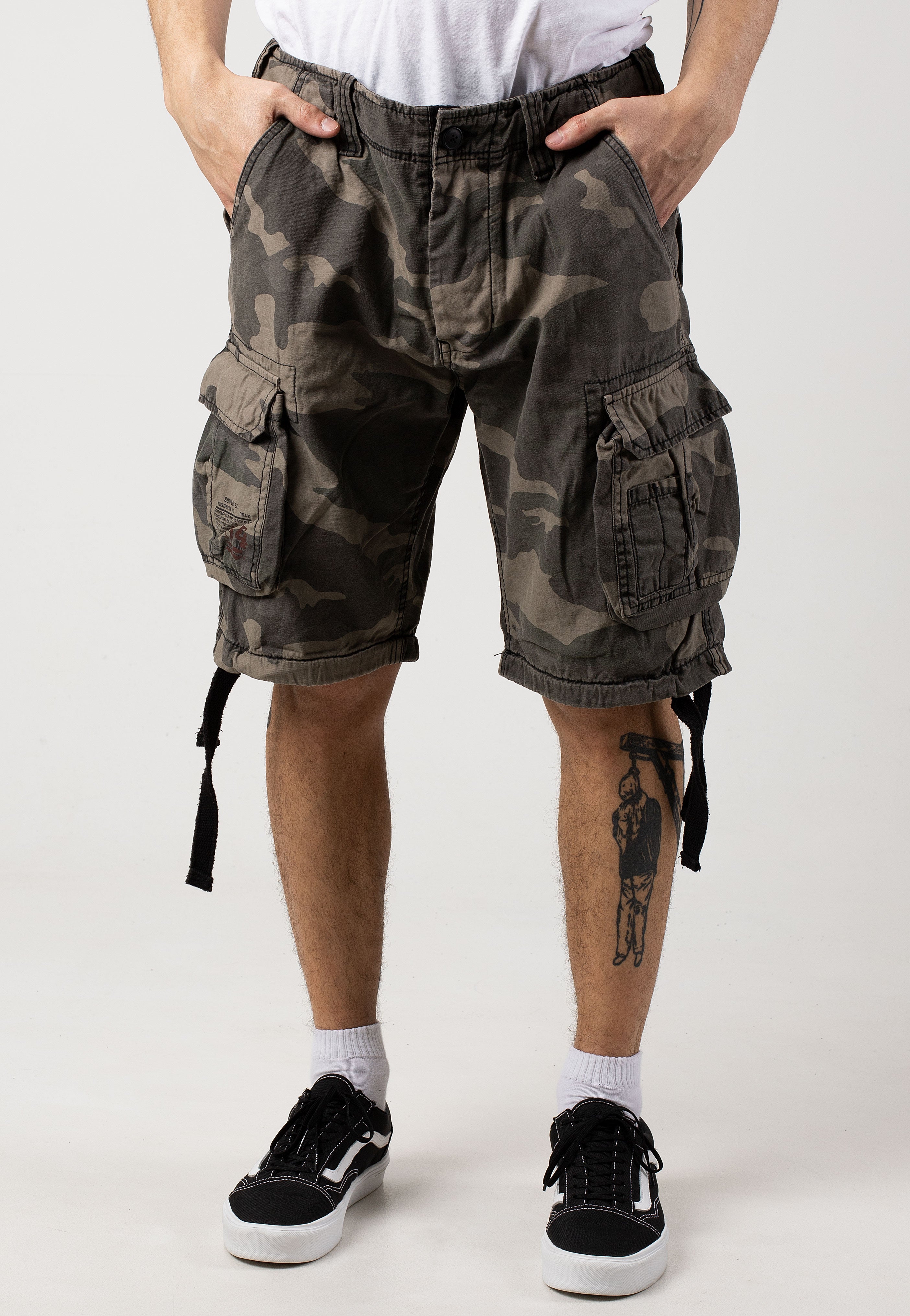surplus-airborne-vintage-short-cargo-camo-noir image 1