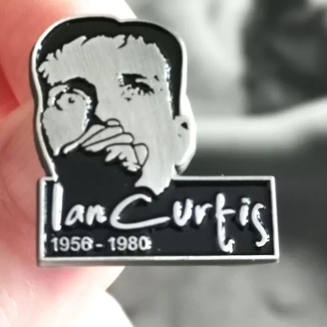joy-division-ian-curtis-1956-1980-pin-s-mail-petit image 1
