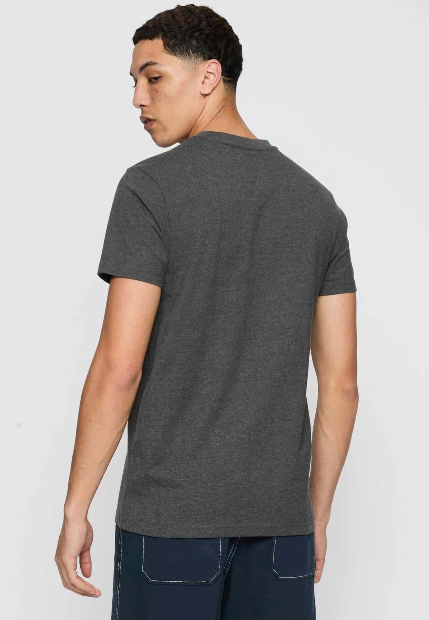 urban-classics-basic-pack-6-t-shirts-noir-blanc-gris image 4