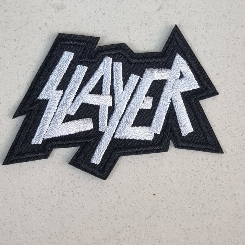 slayer-logo-white-small-patch-patch-blanc-coudre image 1