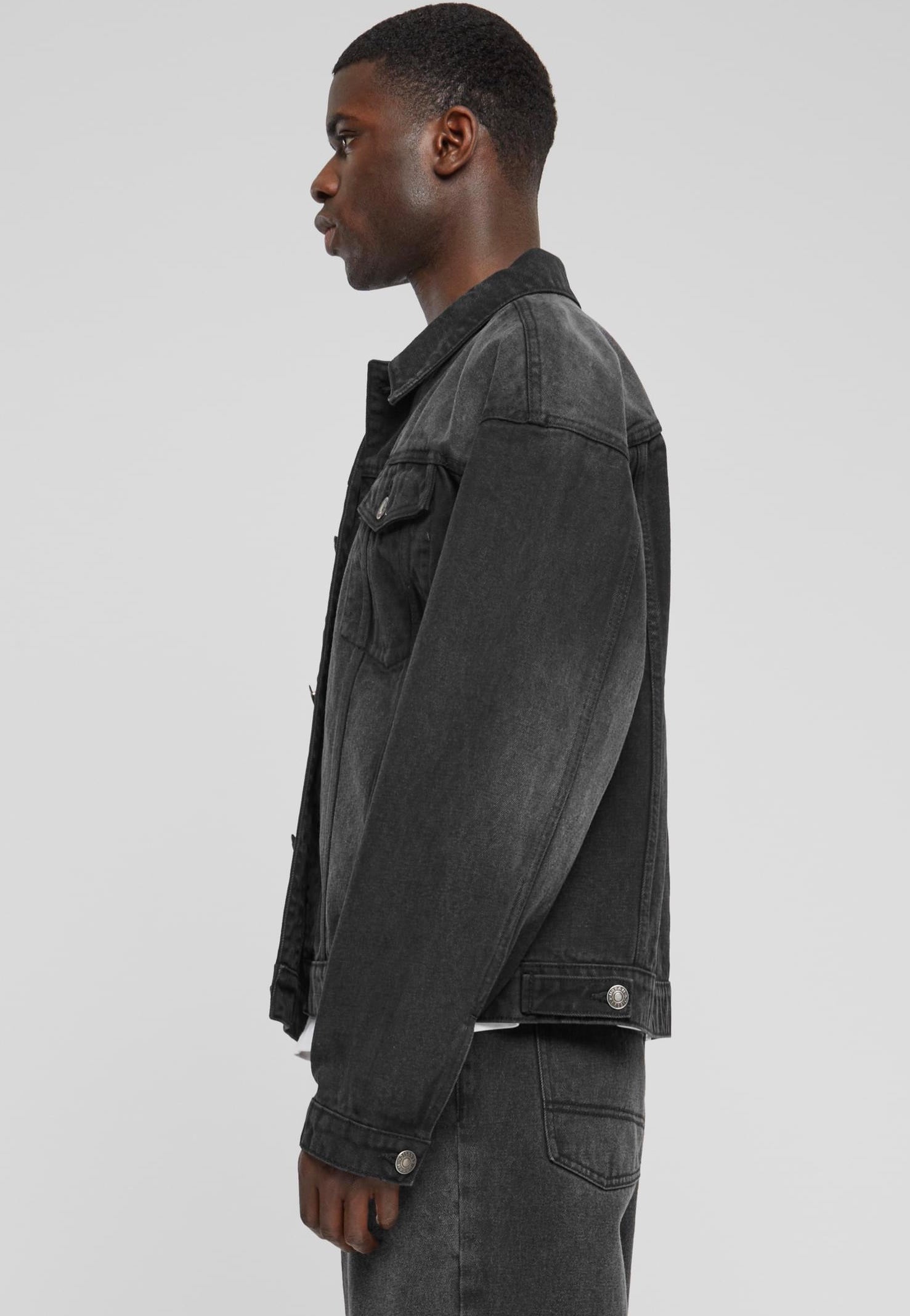 urban-classics-heavy-ounce-boxy-veste-jean-black-washed image 2