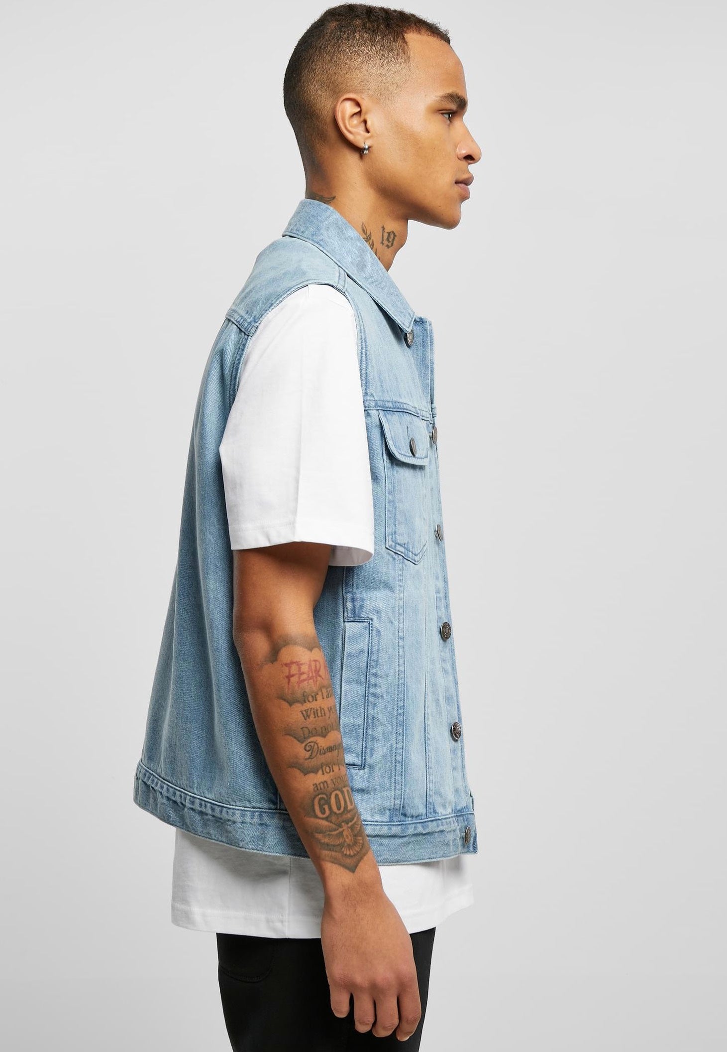 urban-classics-denim-lighter-washed-gilet-jean-bleu image 3