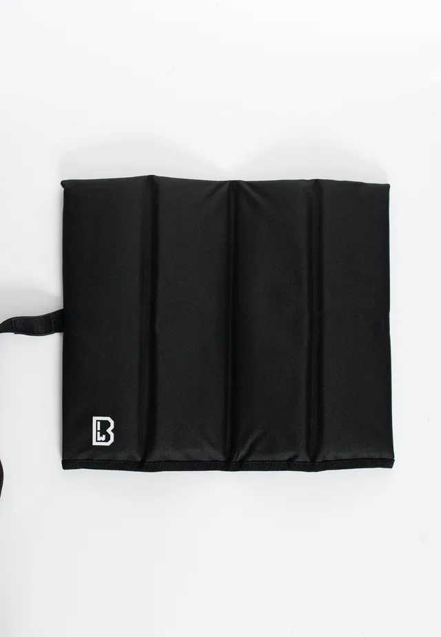 brandit-folded-black-tapis-assis-noir-pliable image 1