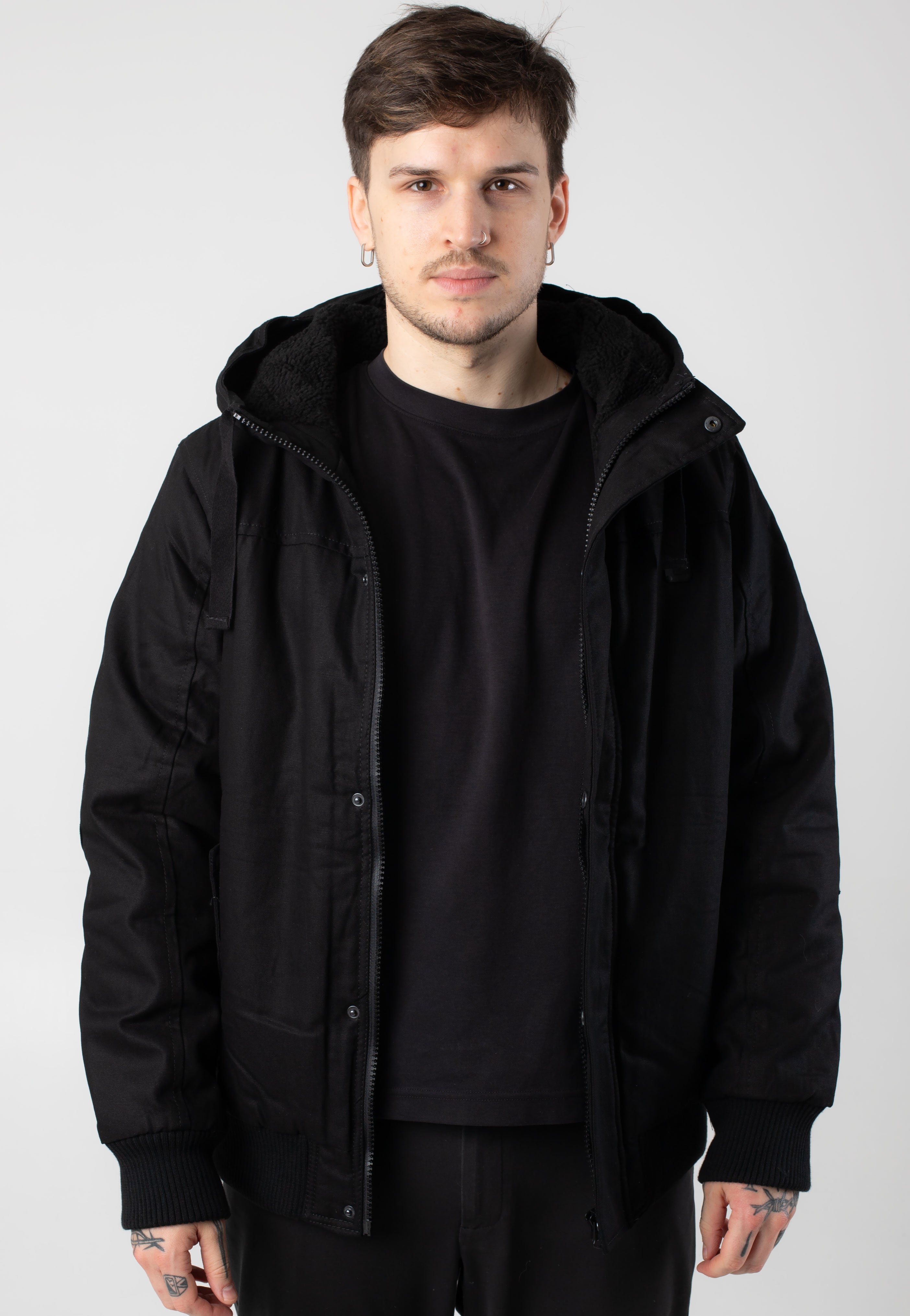 brandit-essential-black-veste-noire-homme-streetwear-hiver image 1
