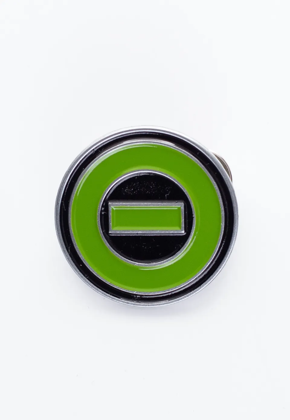 type-o-negative-negative-symbol-pin-vert-gothique image 1