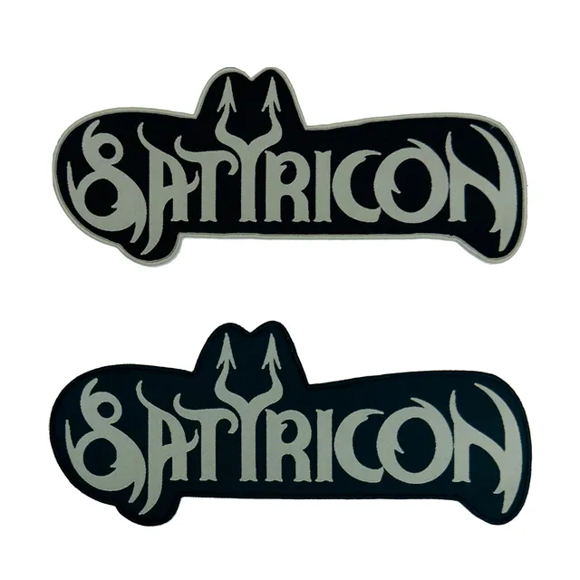 satyricon-logo-cusson-tiss-oversized-bordure-noire-30-cm image 1