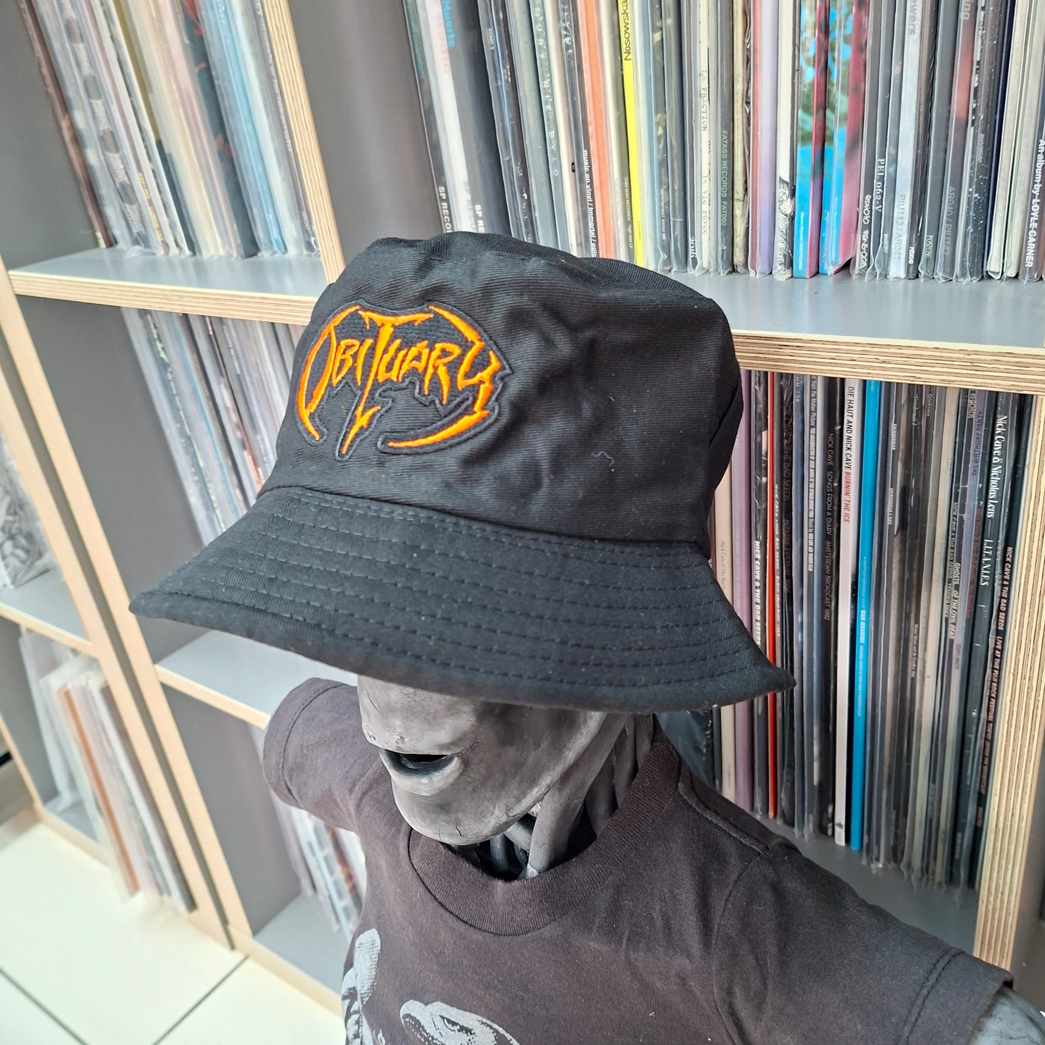 obituary-logo-orange-bucket-hat-brod-taille-unique image 3