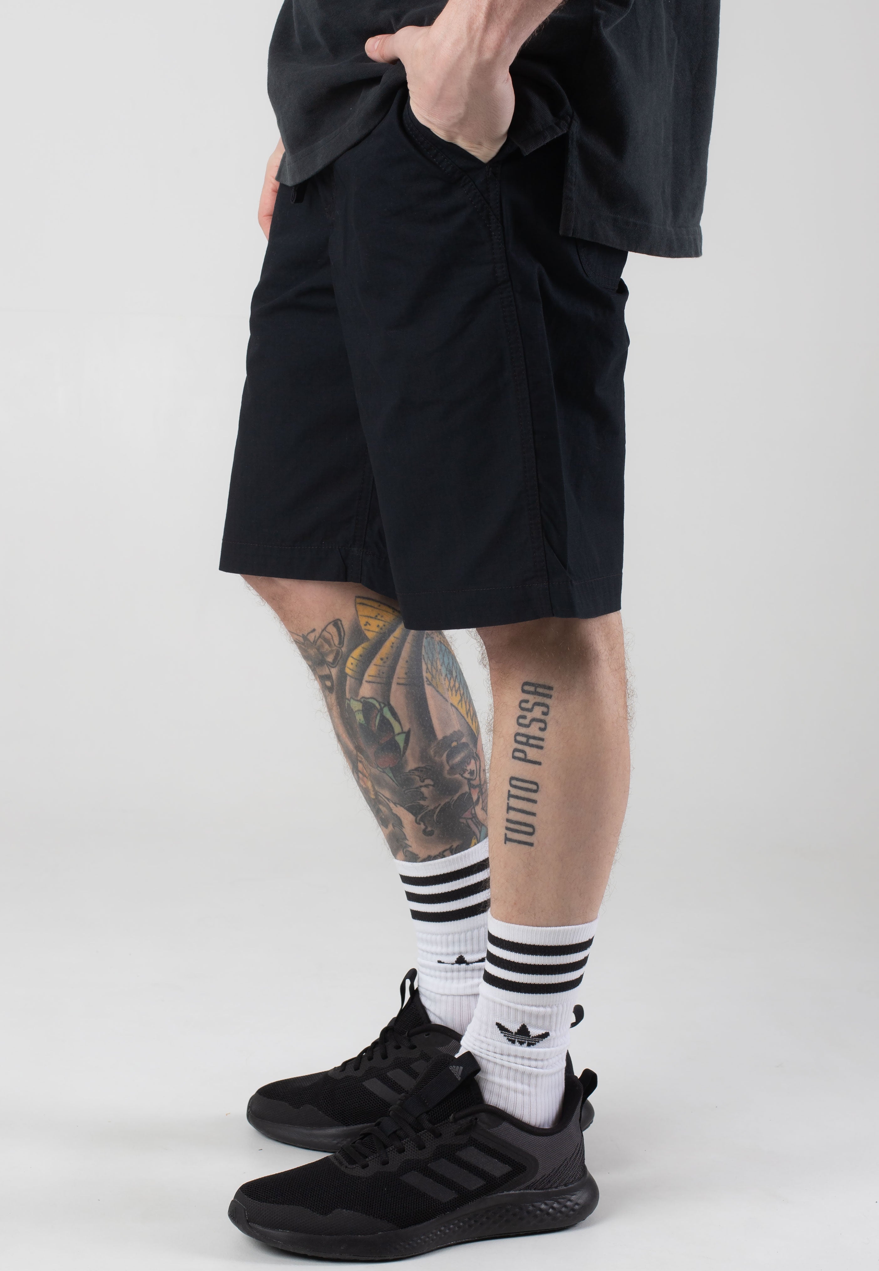 vintage-industries-worker-black-short-cargo-noir-m image 3