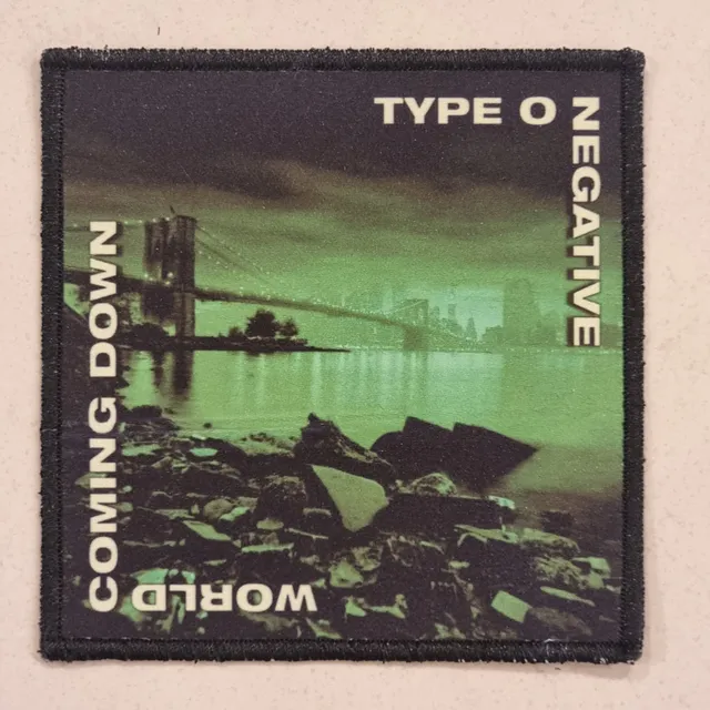 type-o-negative-world-coming-down-patch-cusson-coudre image 1