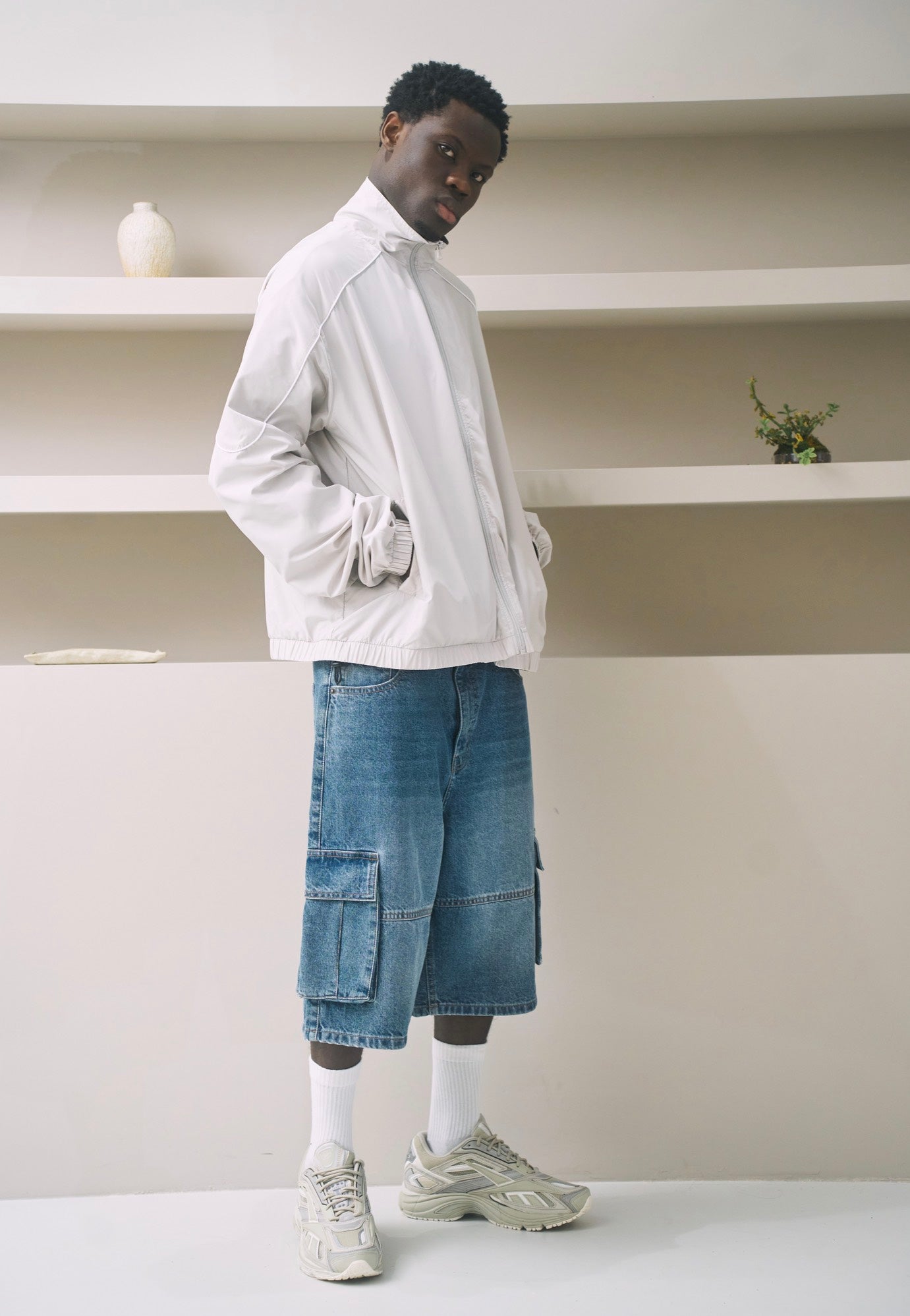 urban-classics-cargo-short-jean-bleu-clair-homme image 4