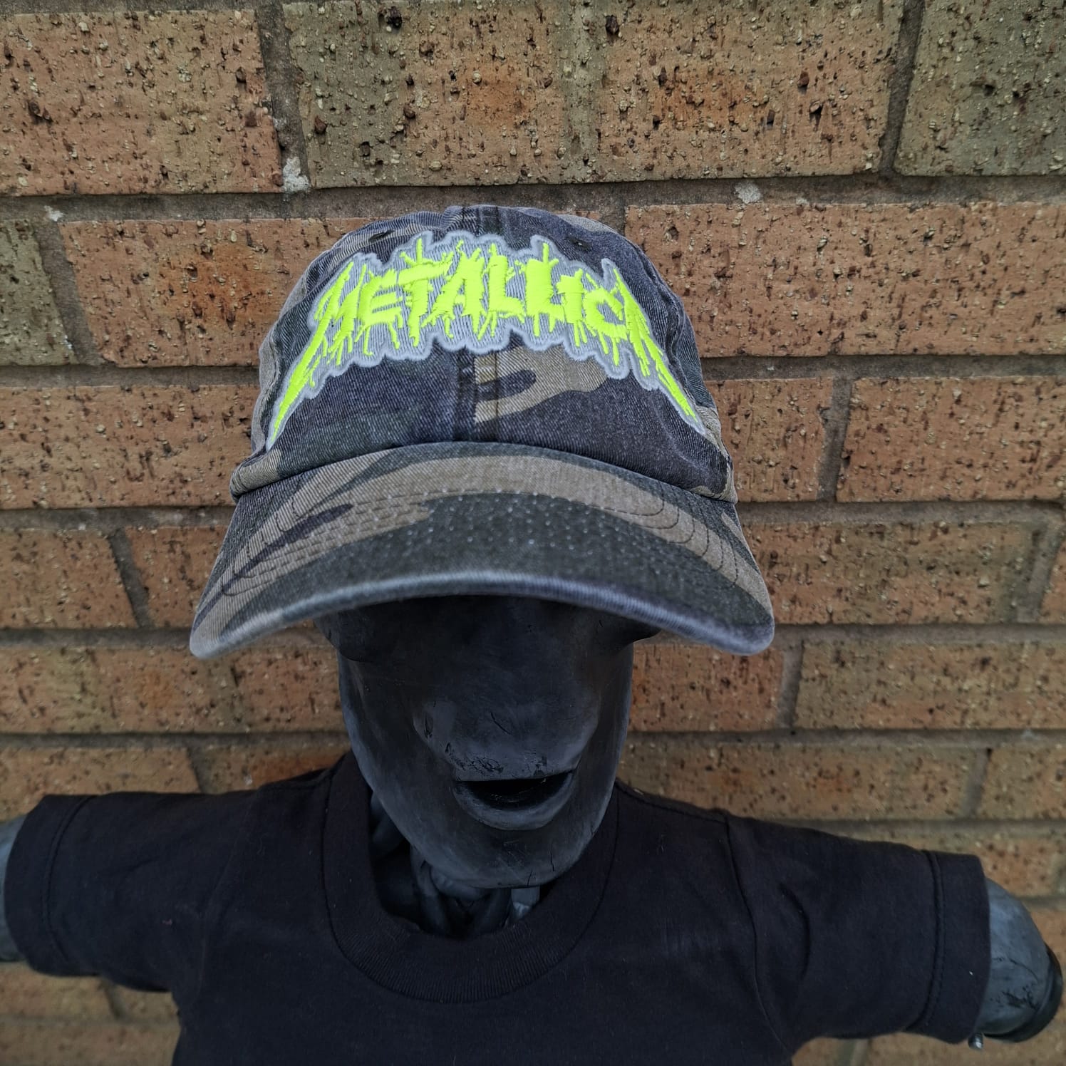 metallica-splatter-casquette-camo-verte-logo-fluo image 5