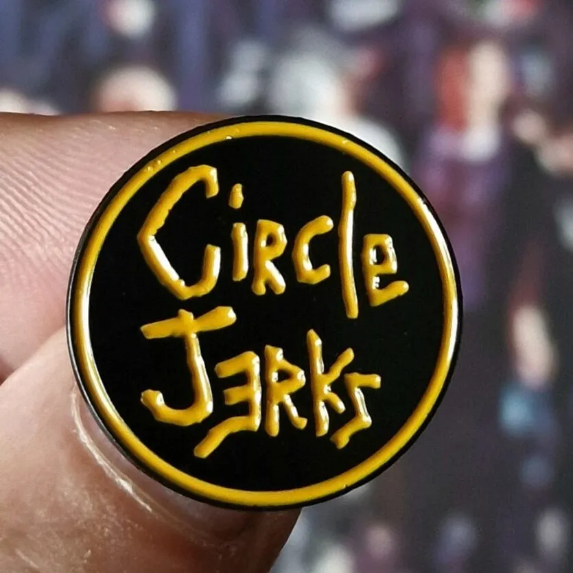 circle-jerks-small-pin-s-mail-25mm-hardcore-punk image 1