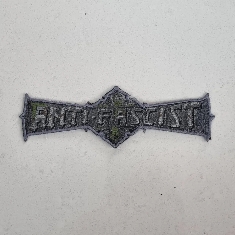 anti-fascist-bolt-thrower-patch-tiss-thermocollant image 1