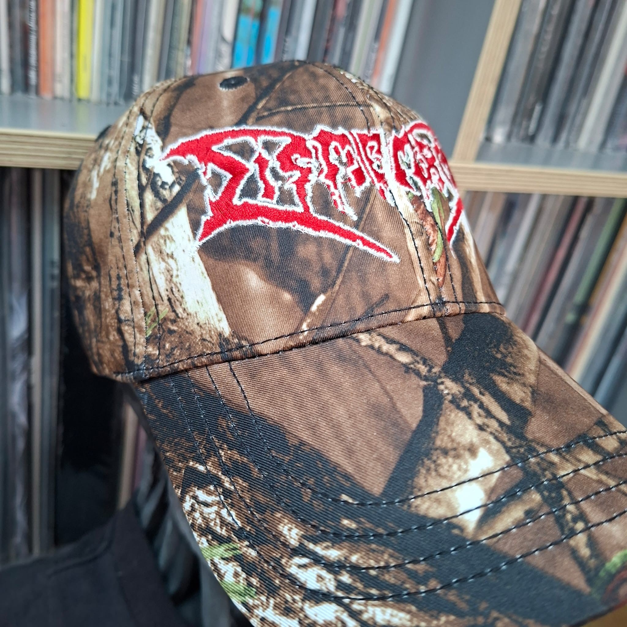 783punx-dismember-logo-leaf-casquette-baseball-rouge image 4