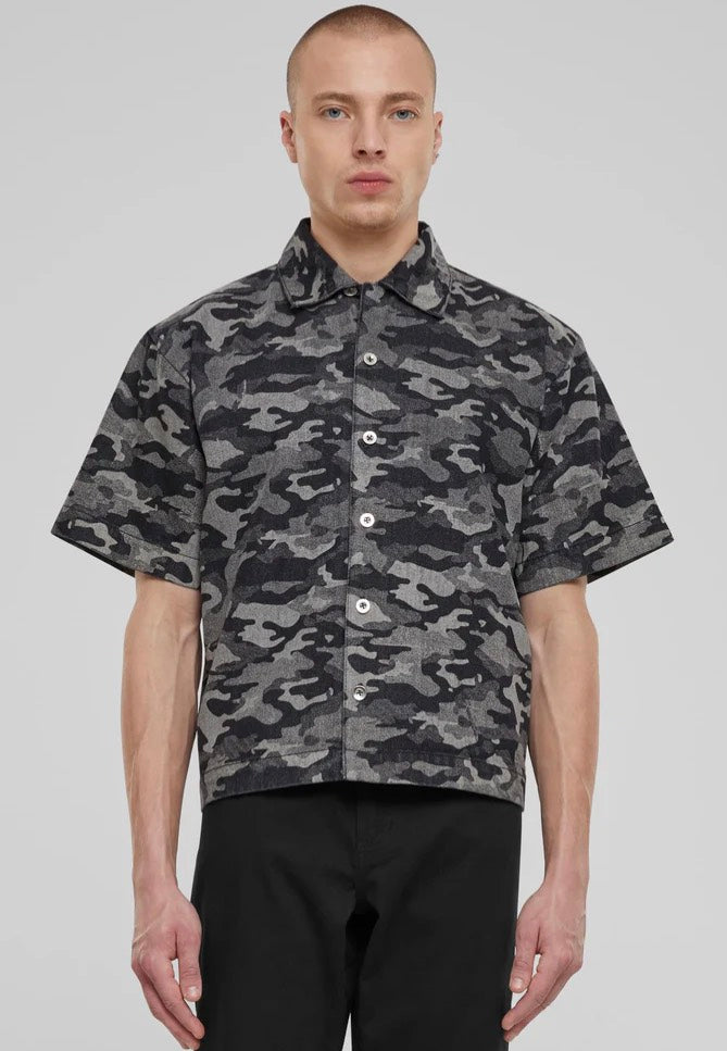 urban-classics-laser-printed-boxy-t-shirt-blacklasercamo image 1