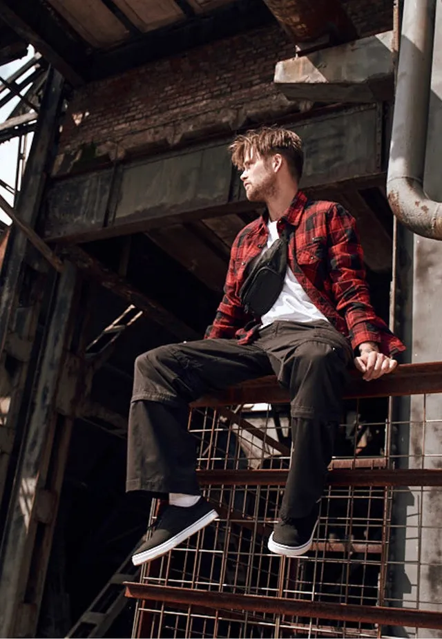 brandit-savannah-pantalon-cargo-noir-loose-fit-homme image 1