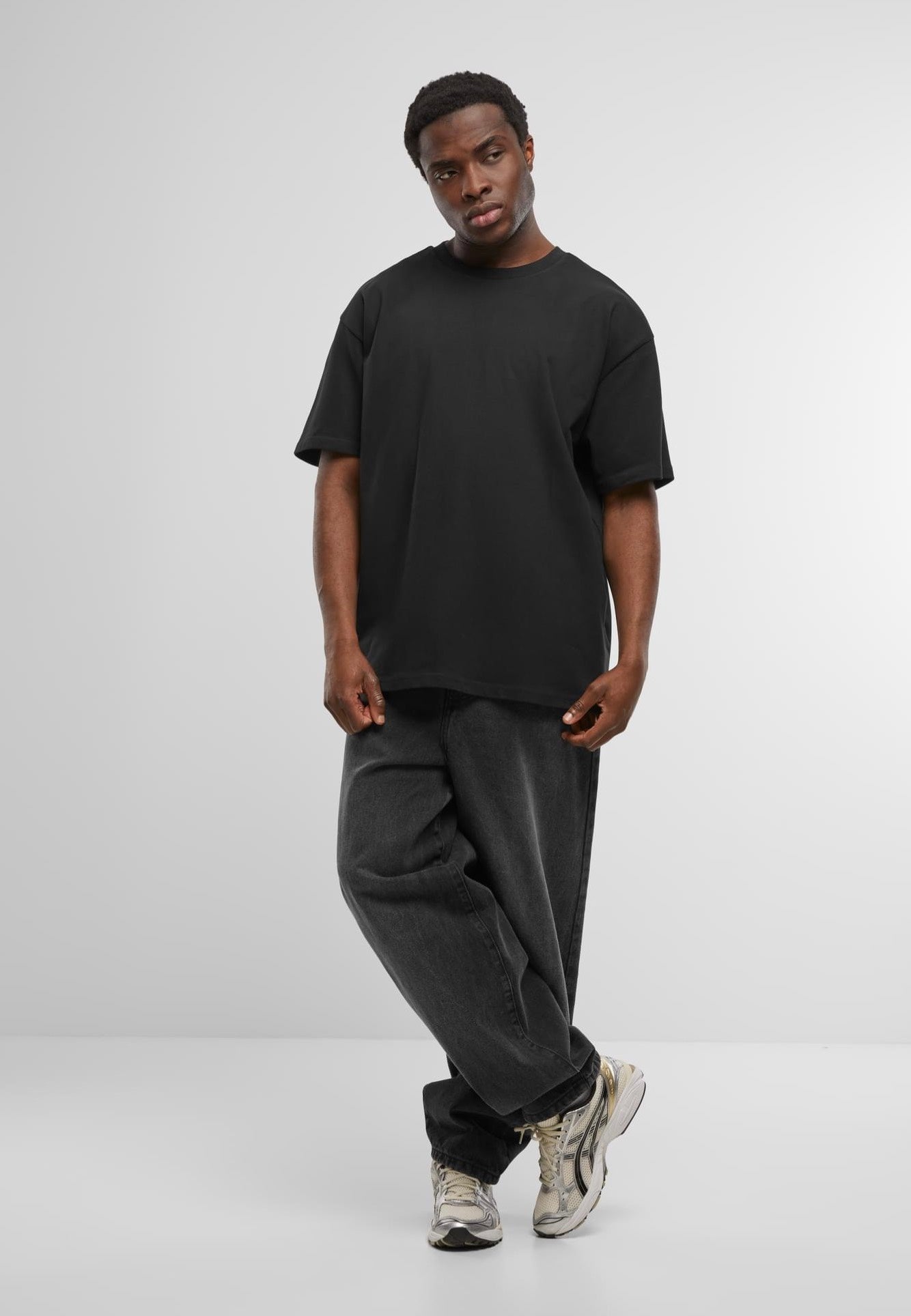 urban-classics-relaxed-dropped-shoulder-t-shirt-noir-homme image 3