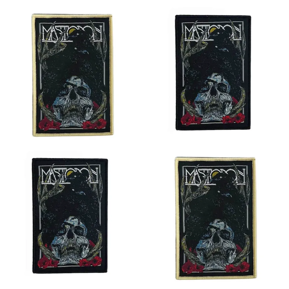 783punx-small-patch-mastodon-crystal-skull-cusson-bordure-noire image 1