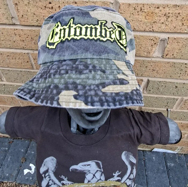 entombed-bob-bucket-hat-camo-vert-logo-phosphorescent image 1
