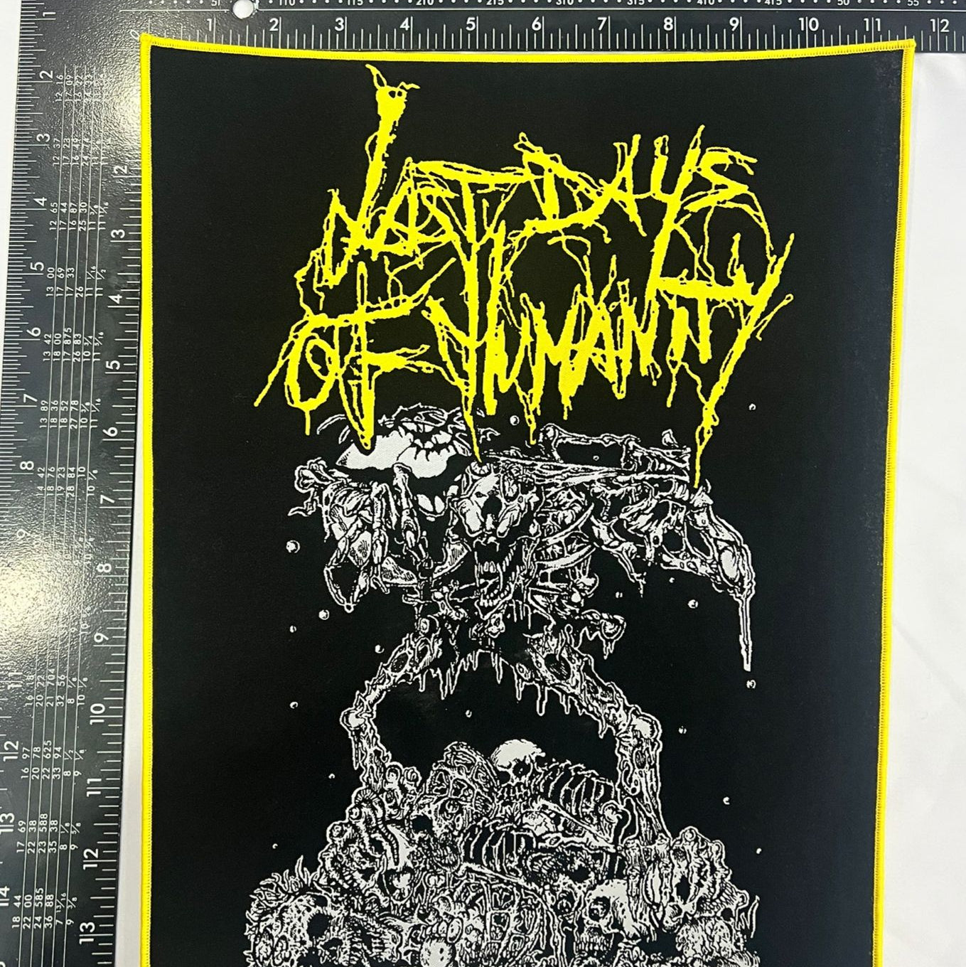 last-days-of-humanity-backpatch-tiss-bord-noir-grand-dos image 6