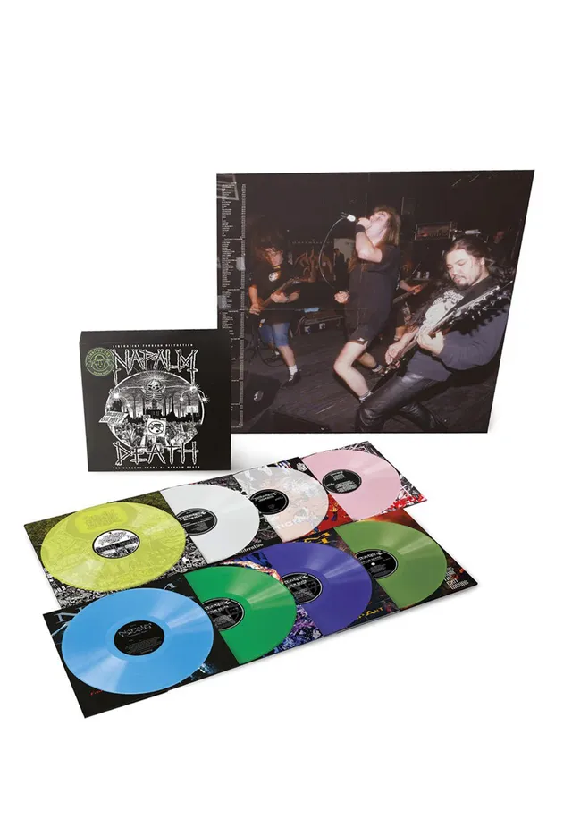 napalm-death-liberation-through-distortion-coffret-8-vinyles image 1