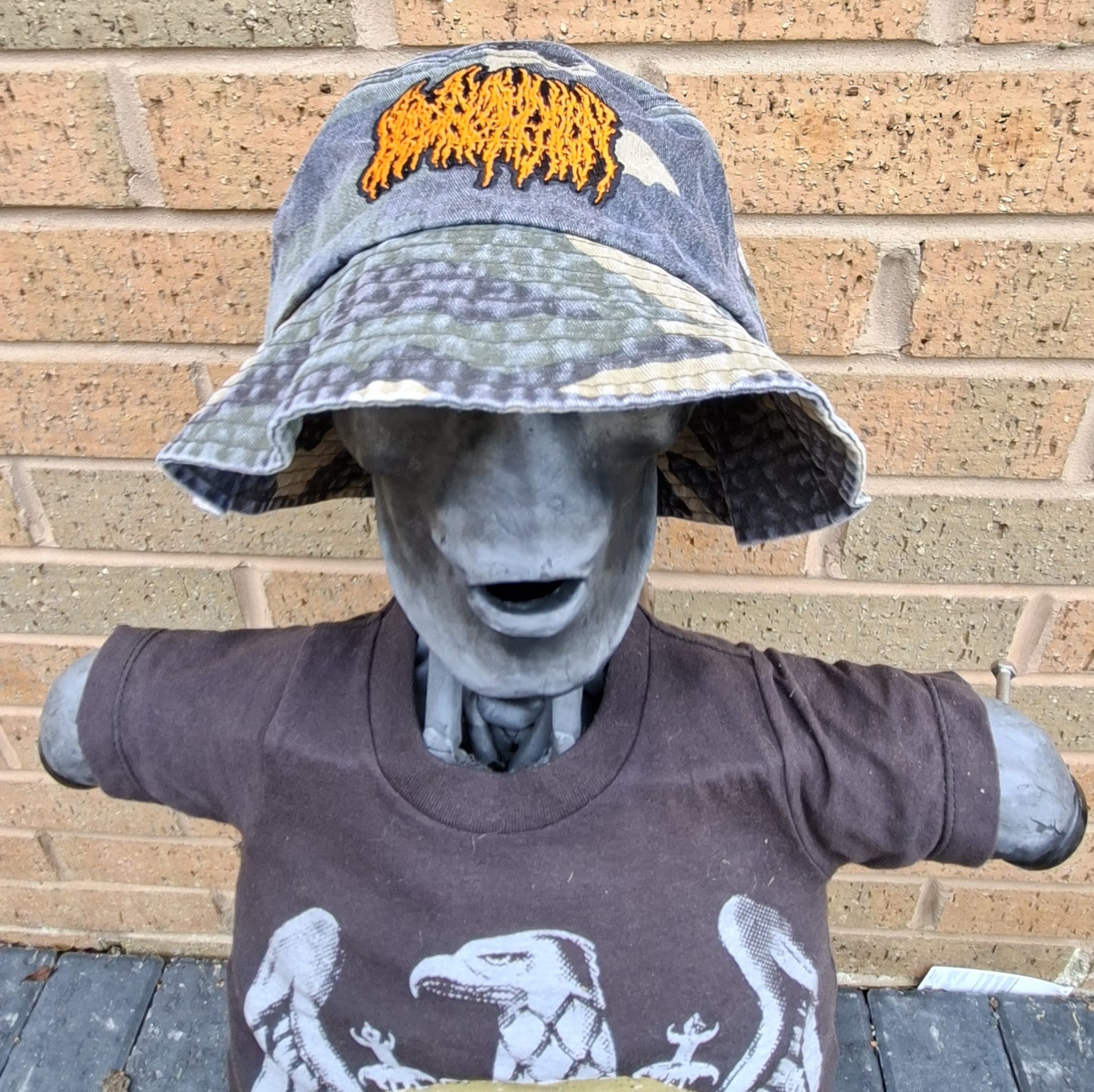 blood-incantation-bob-bucket-hat-camo-vert-logo-orange image 4