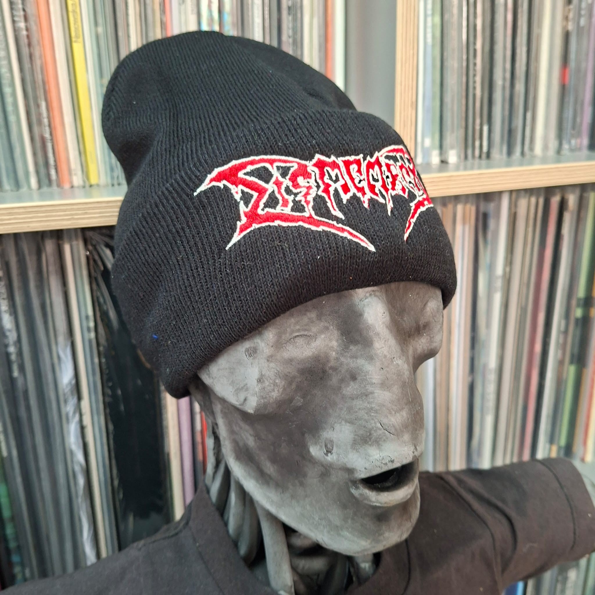 dismember-logo-bonnet-noir-brod-rouge image 3