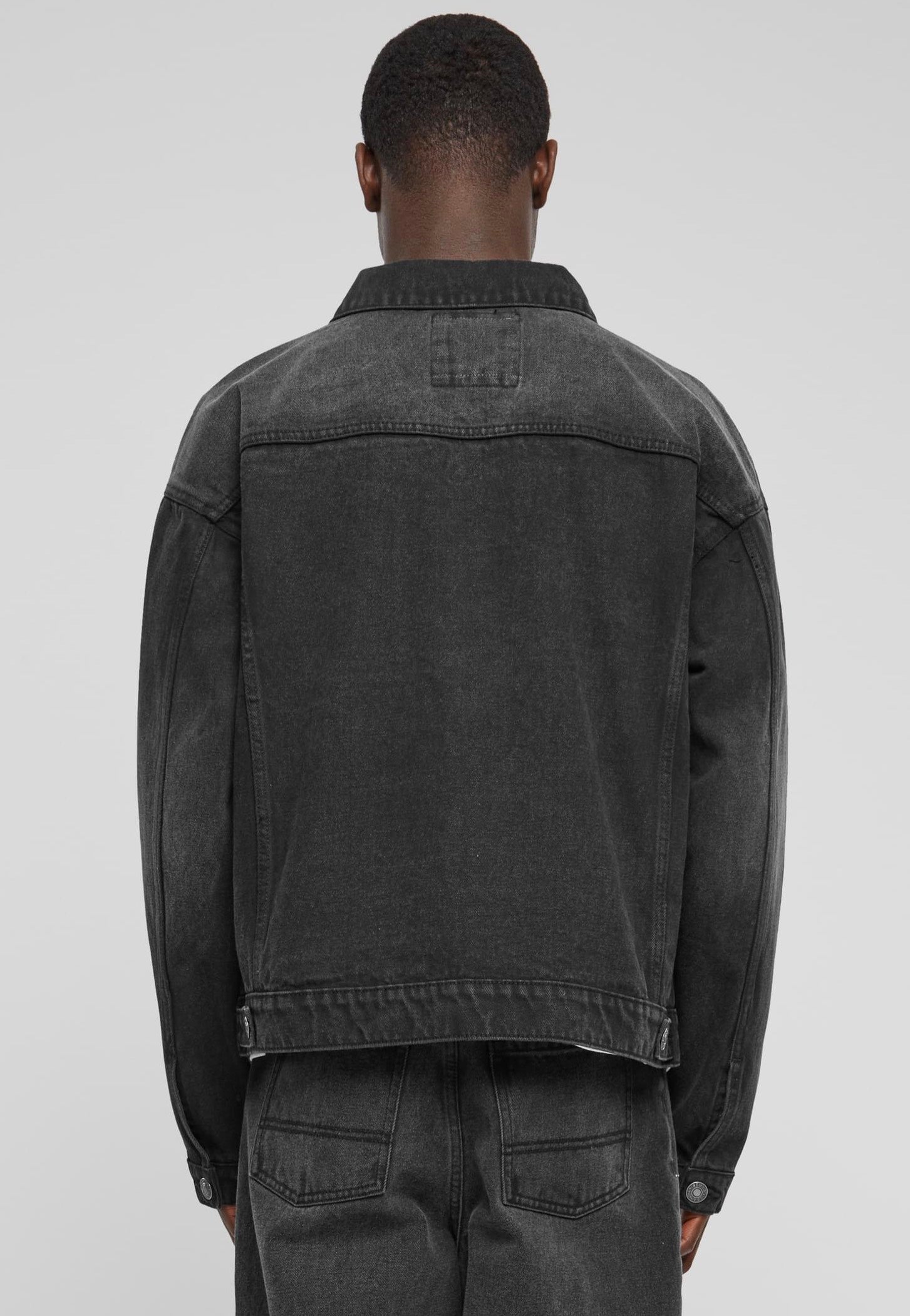 urban-classics-heavy-ounce-boxy-veste-jean-black-washed image 4