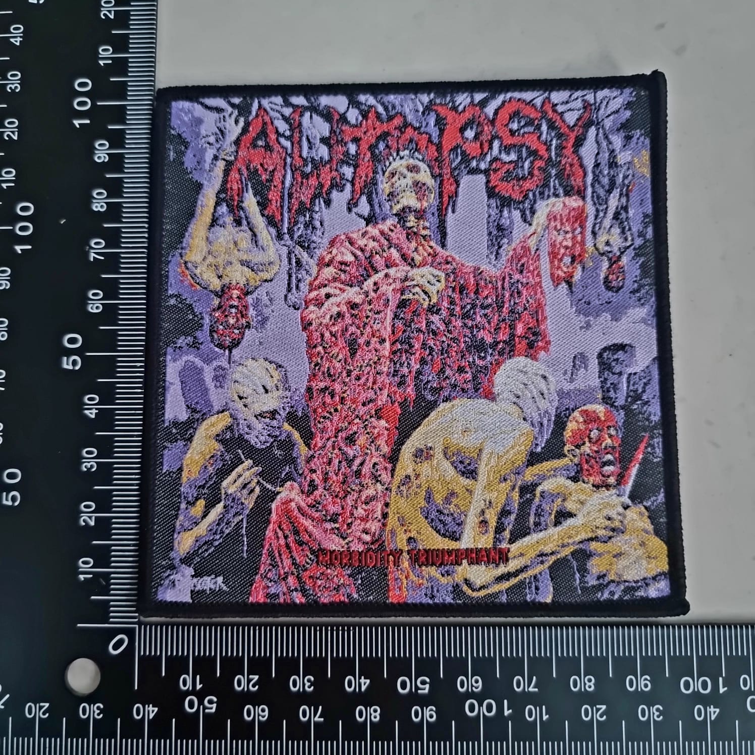autopsy-morbidity-triumphant-patch-tiss-coudre image 1