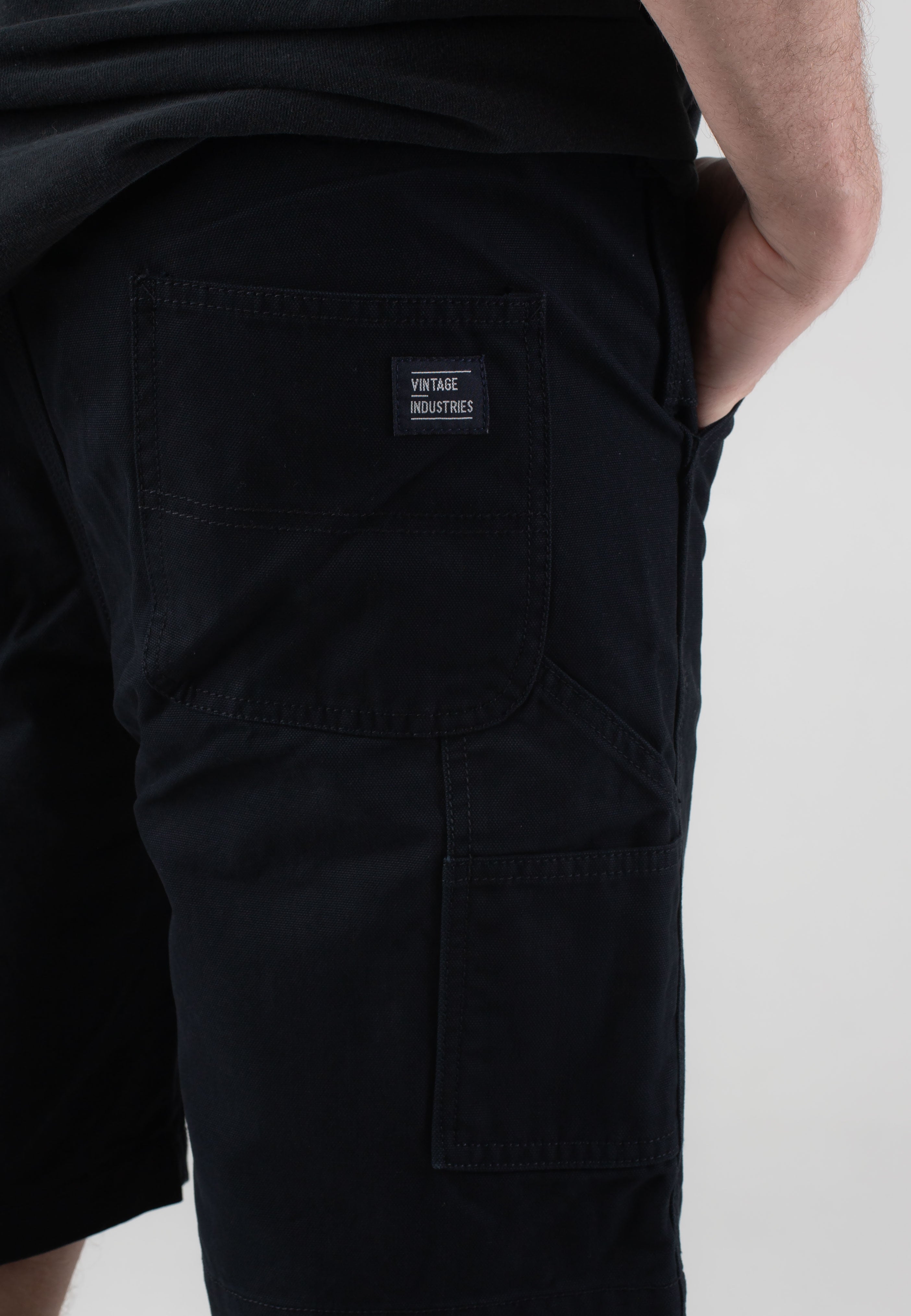vintage-industries-dayton-black-short-cargo-noir-homme-coton image 4